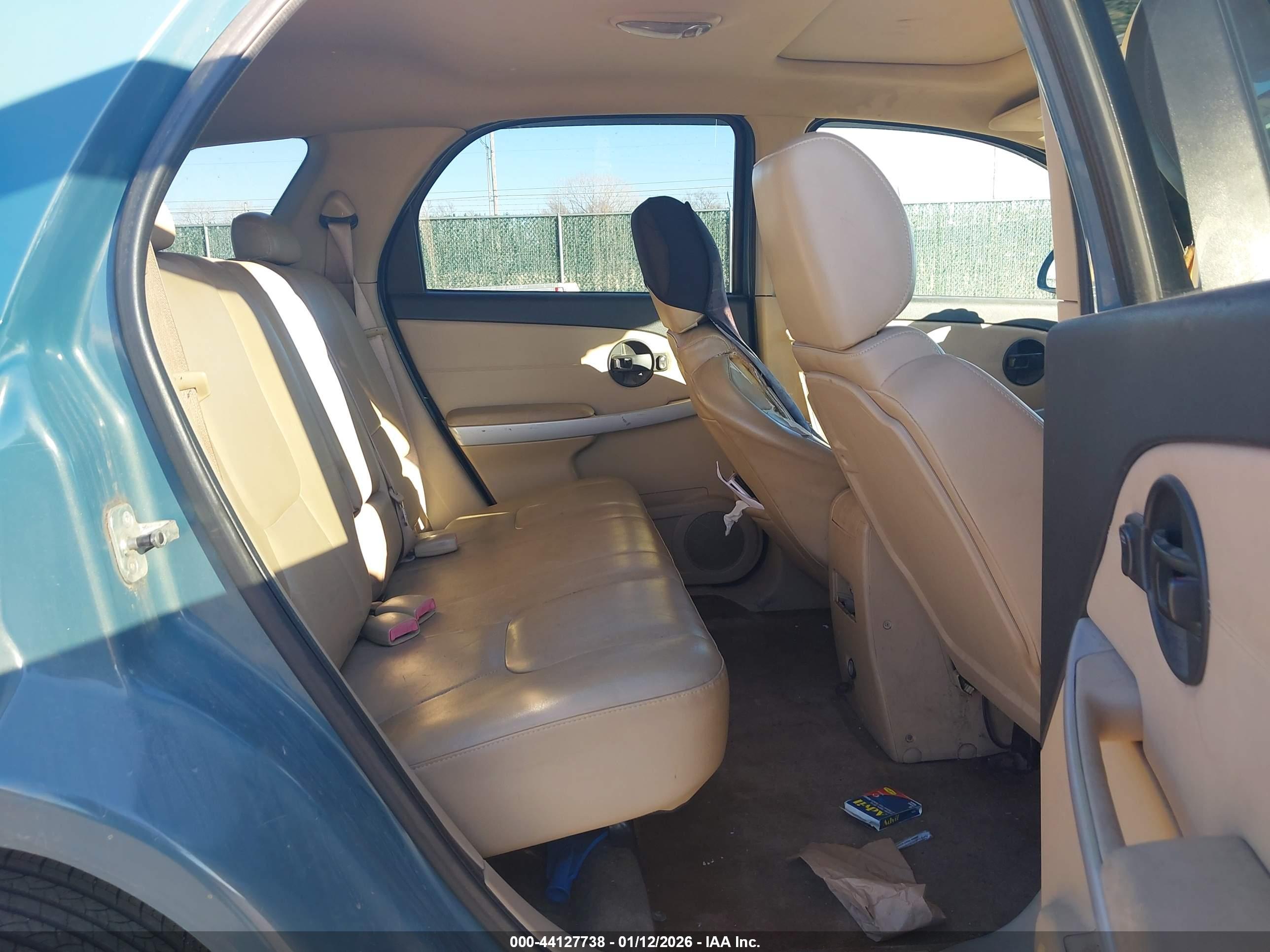 CHEVROLET EQUINOX image 8