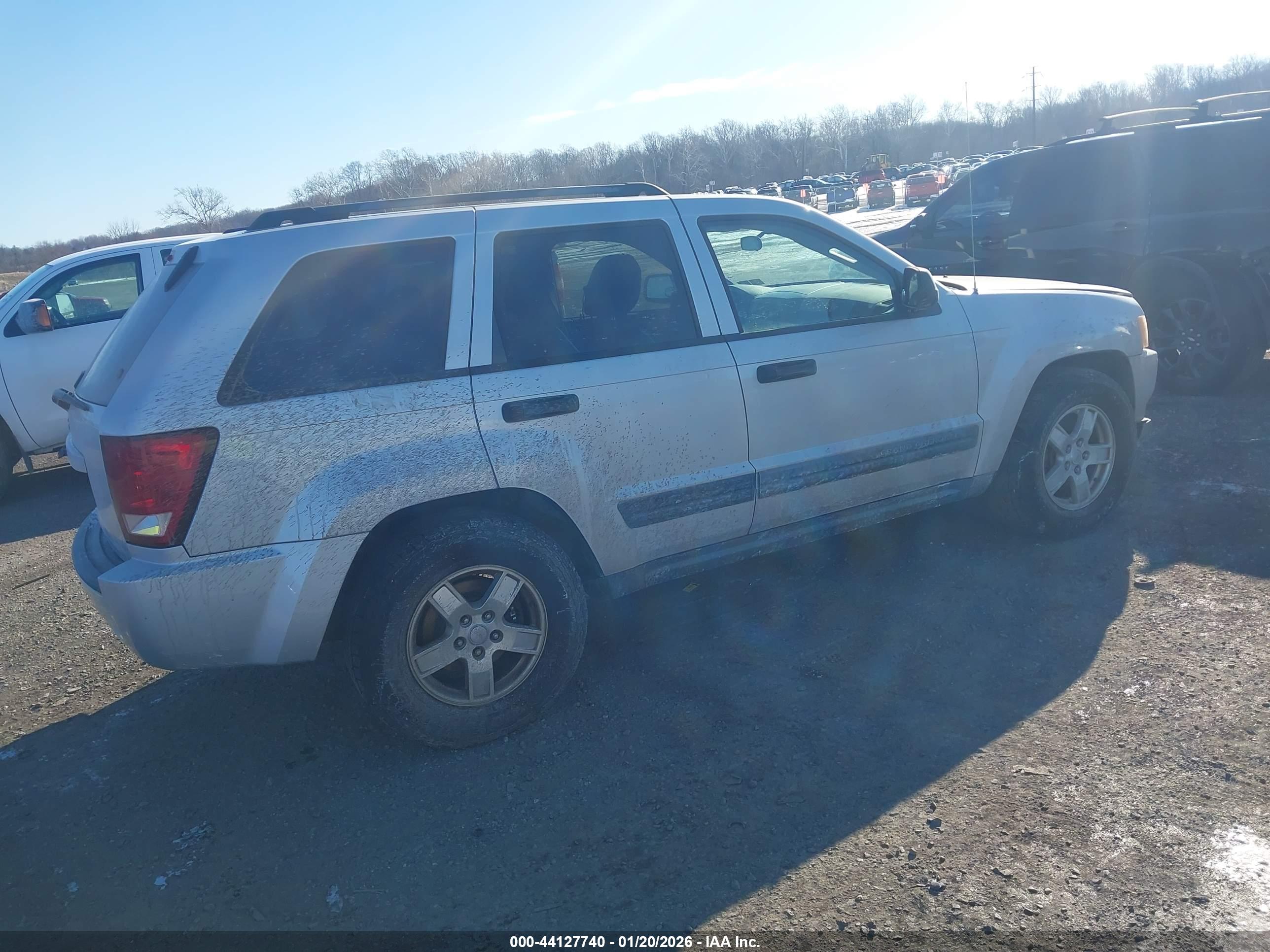 JEEP GRAND image 4