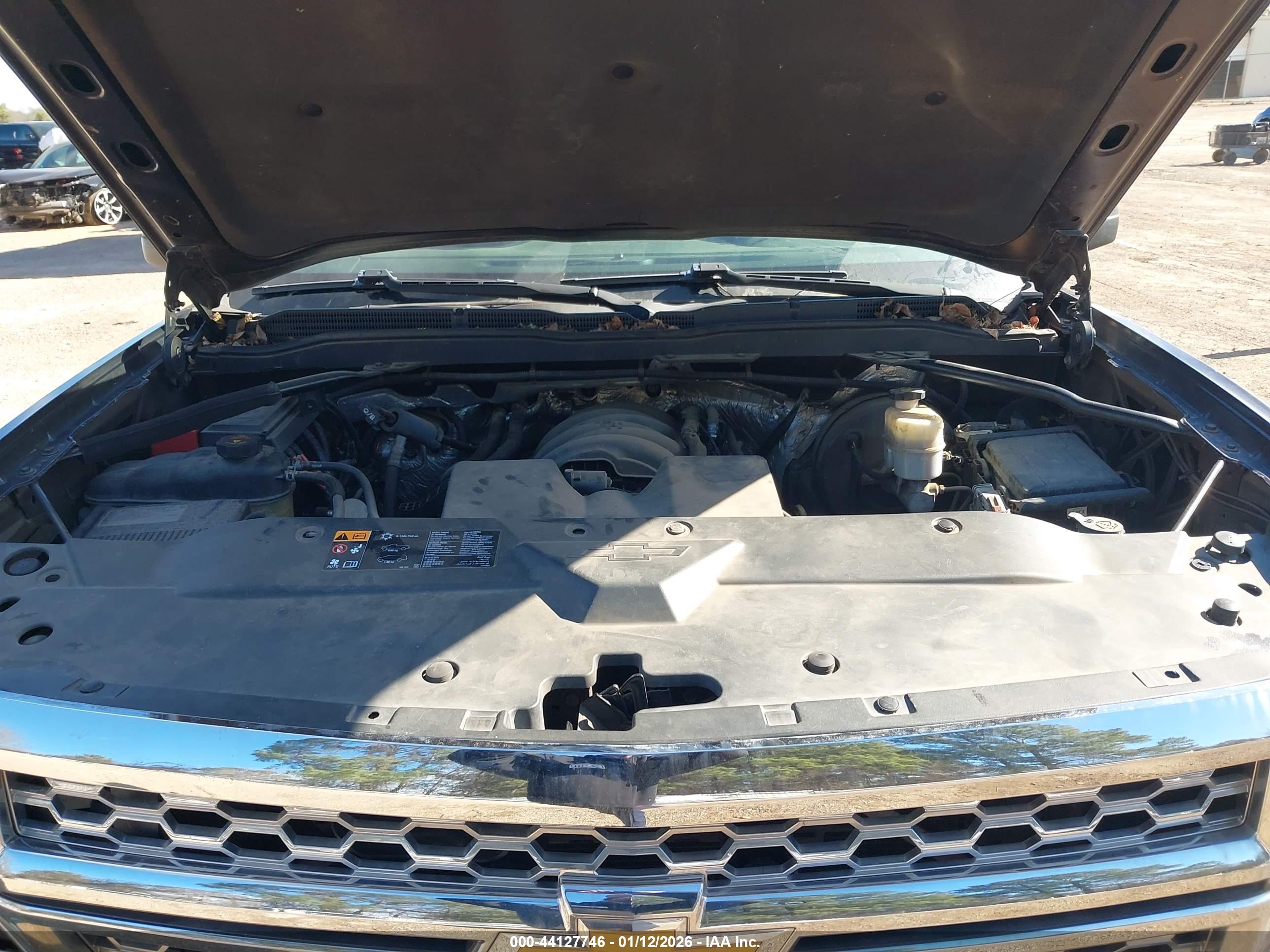 CHEVROLET SILVERADO image 10