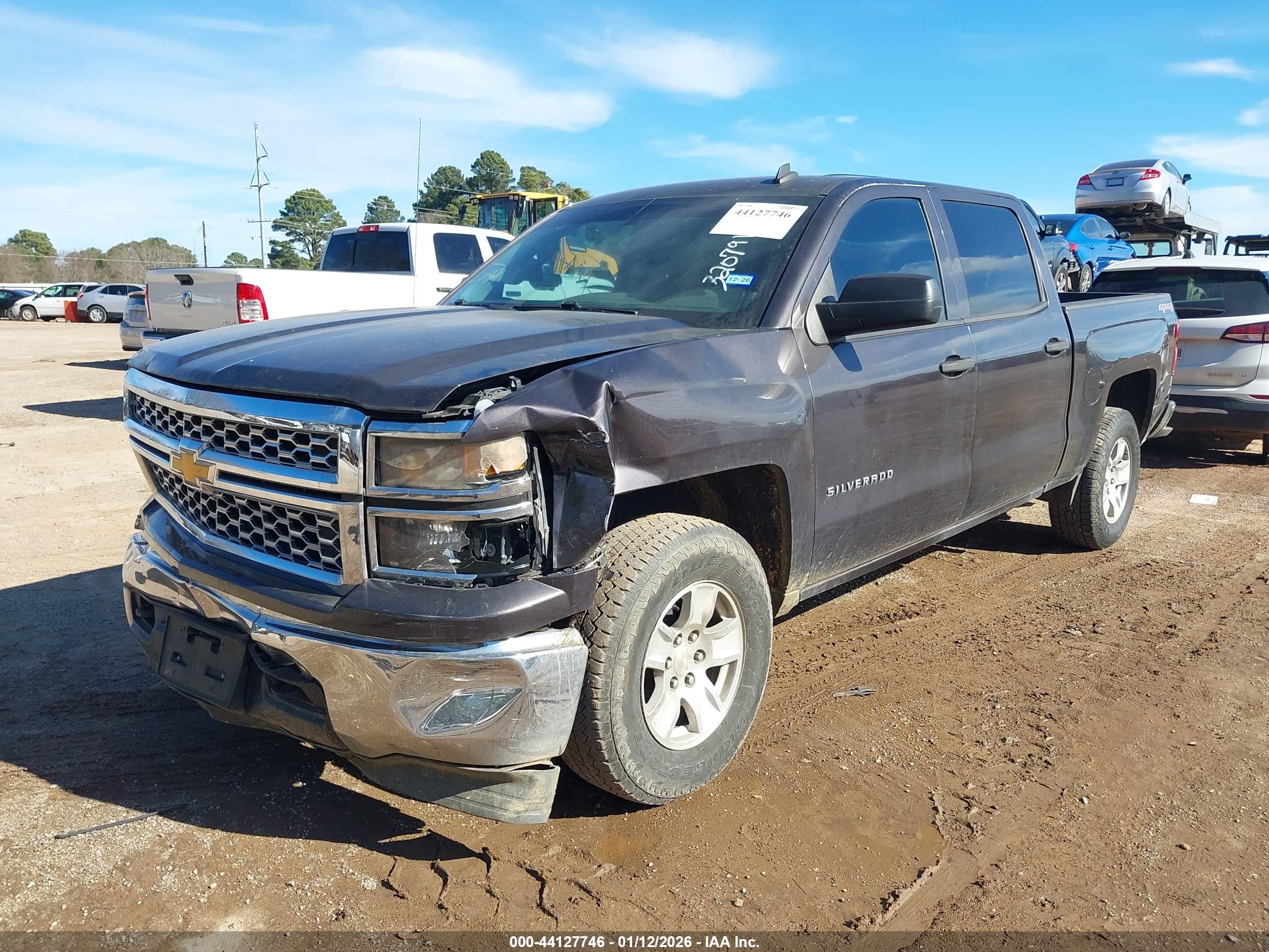 CHEVROLET SILVERADO image 2