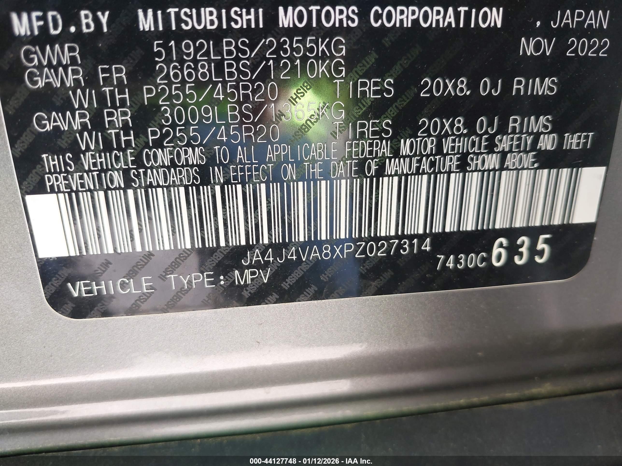 MITSUBISHI OUTLANDER image 9