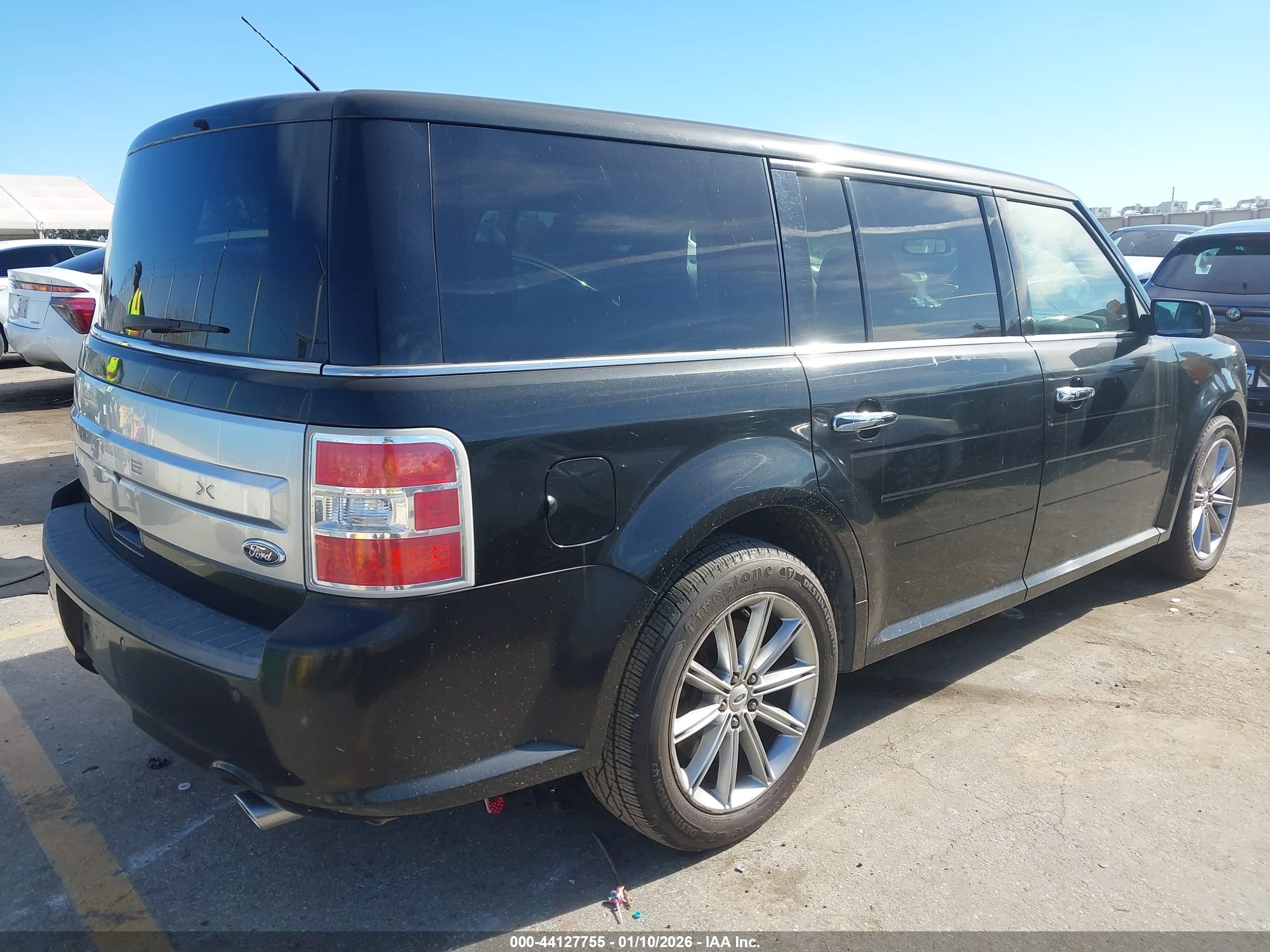 FORD FLEX image 4