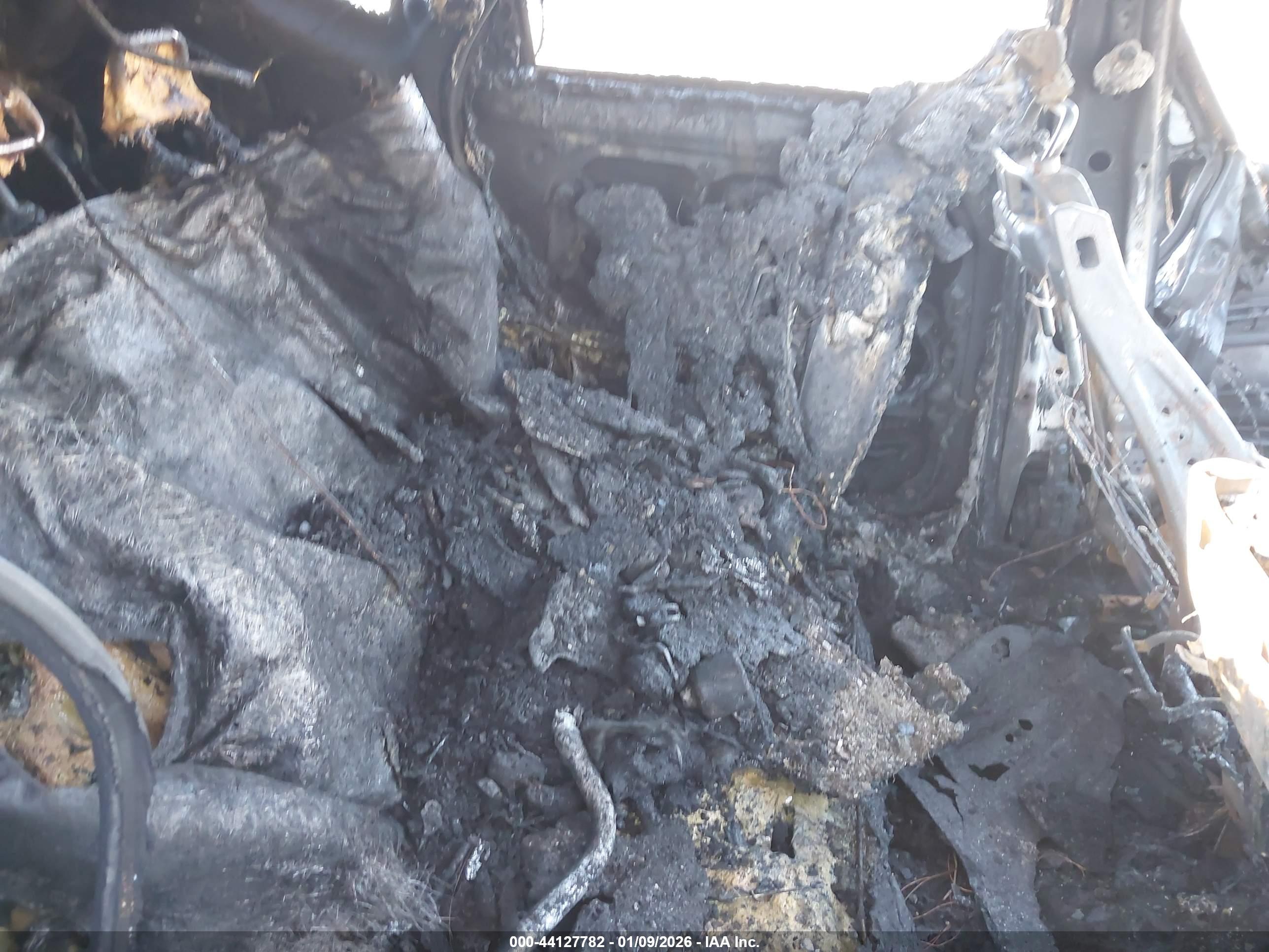 HYUNDAI TUCSON image 8