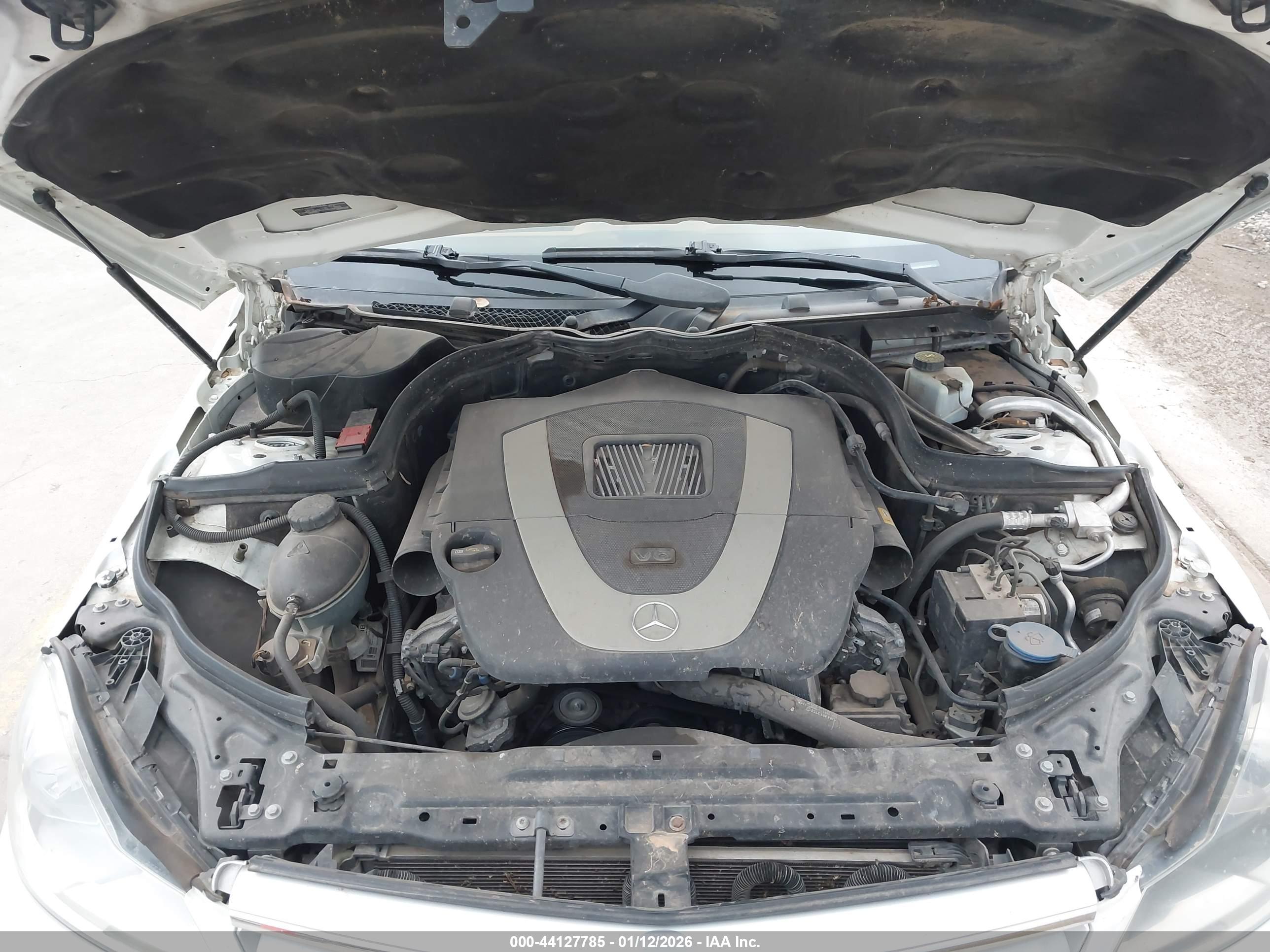 MERCEDES-BENZ C image 10