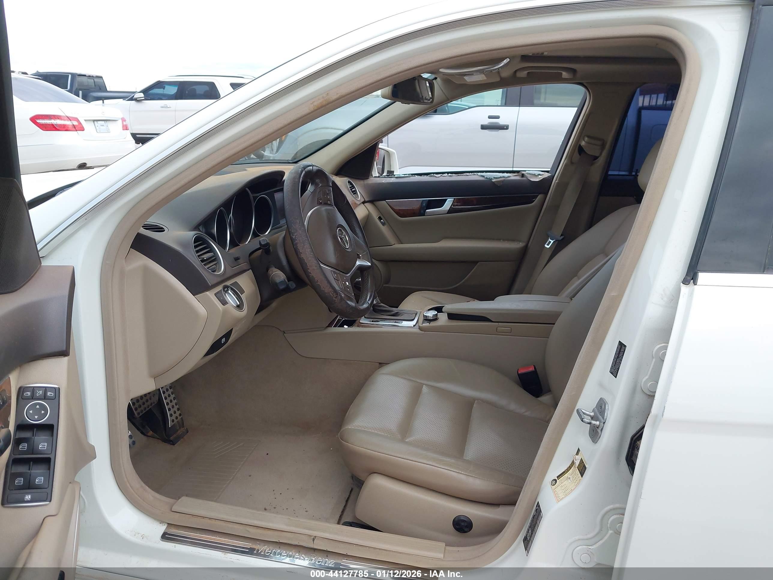 MERCEDES-BENZ C image 5