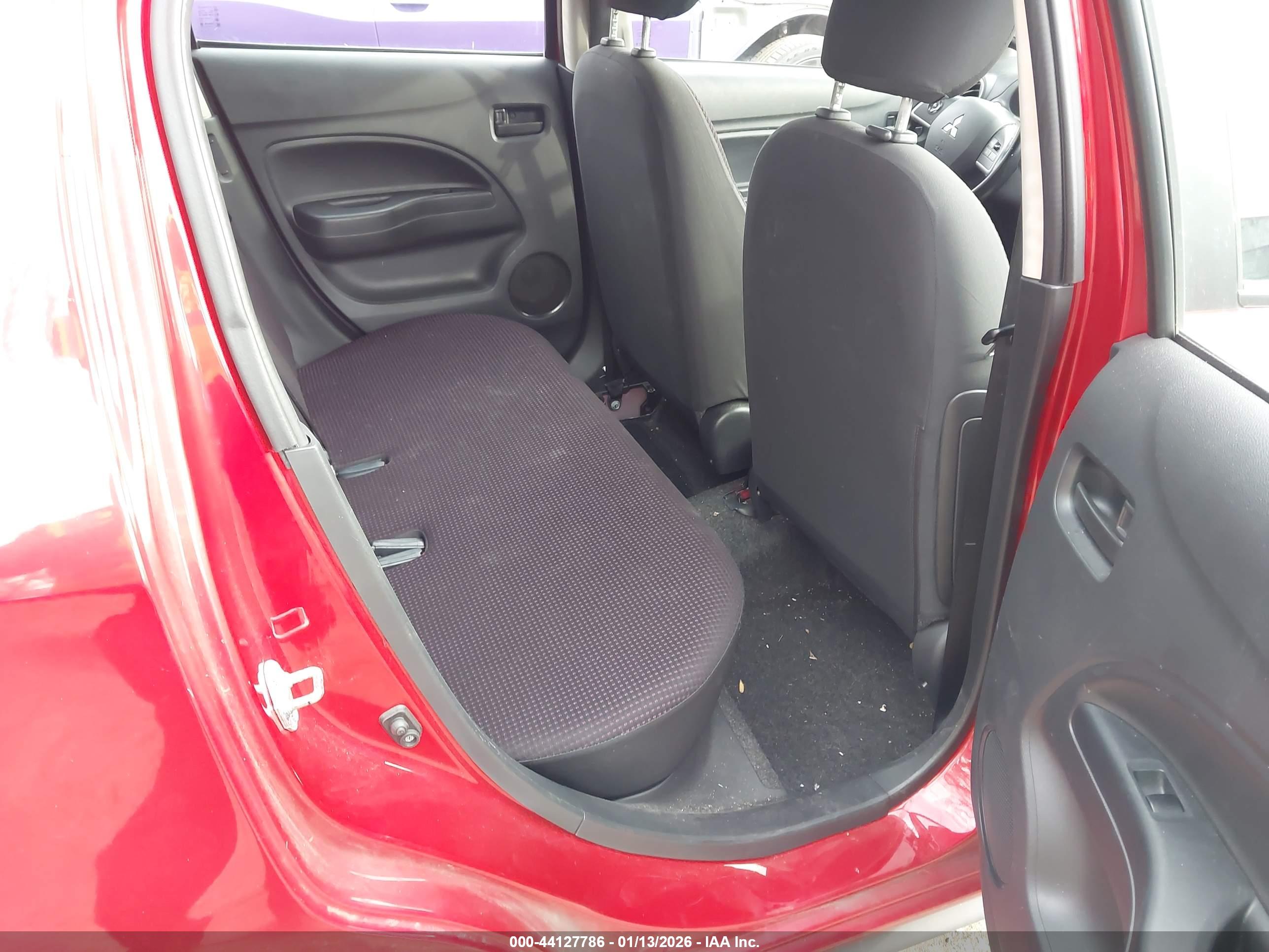 MITSUBISHI MIRAGE image 8