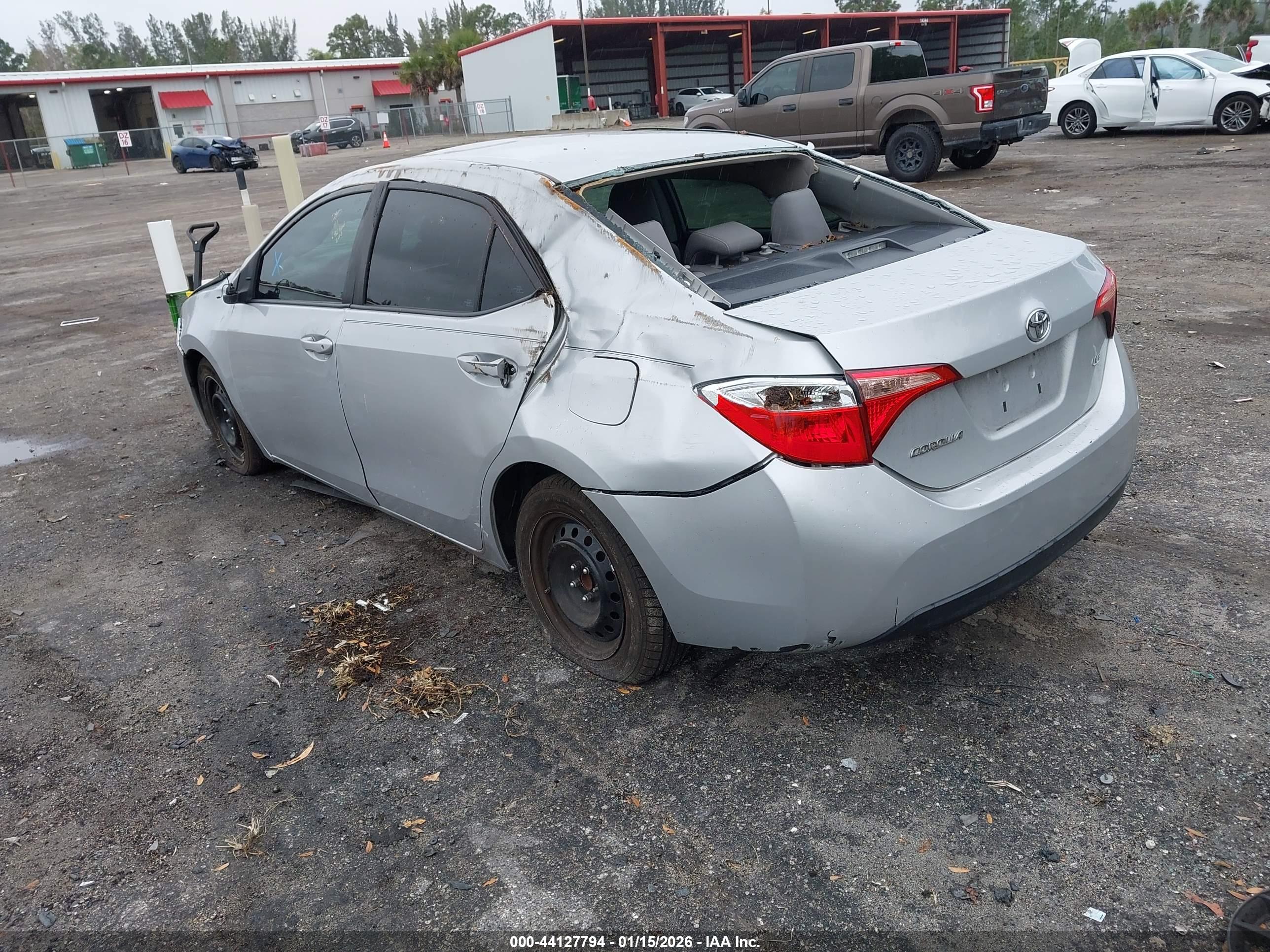 TOYOTA COROLLA image 3