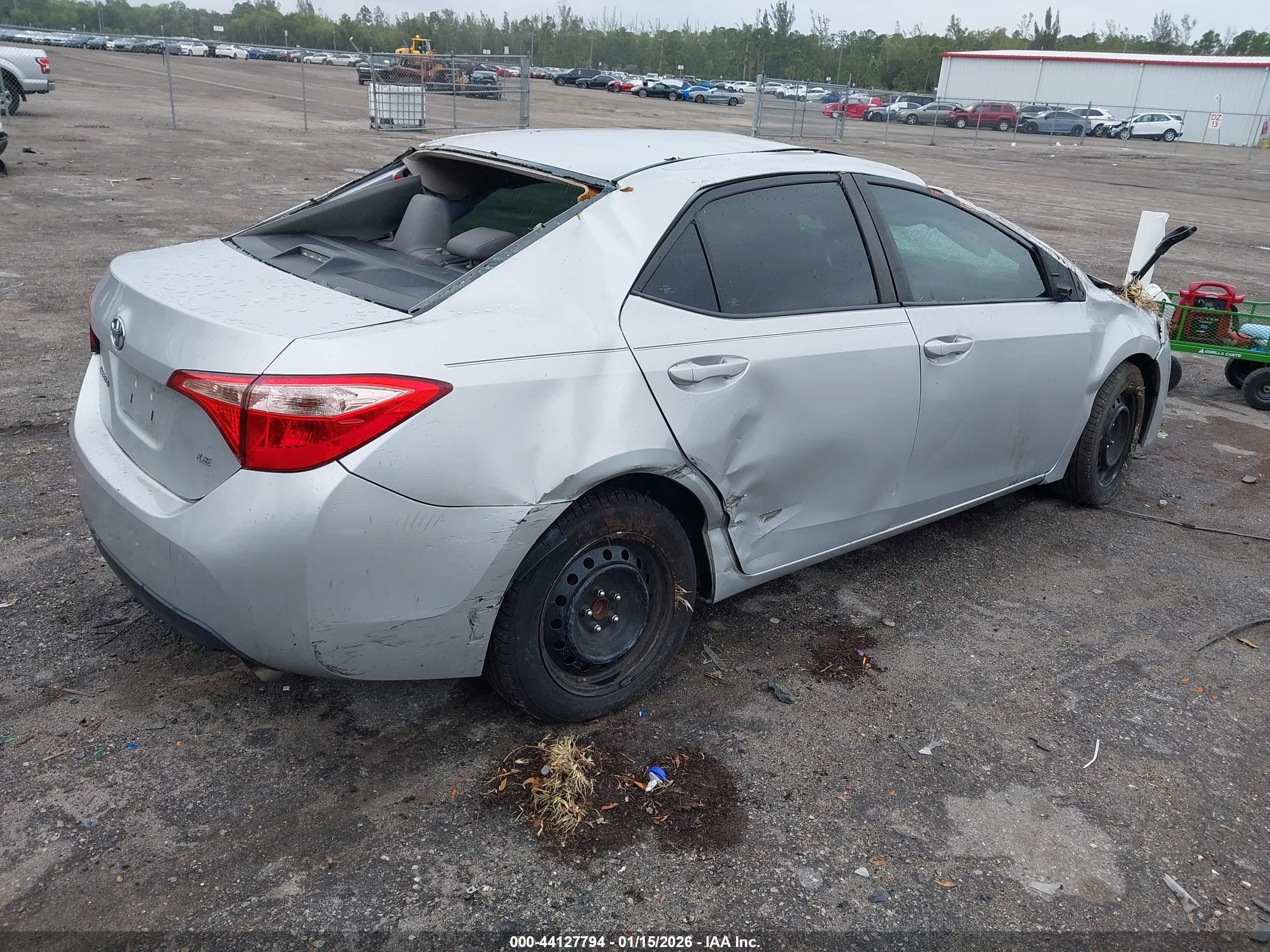 TOYOTA COROLLA image 4