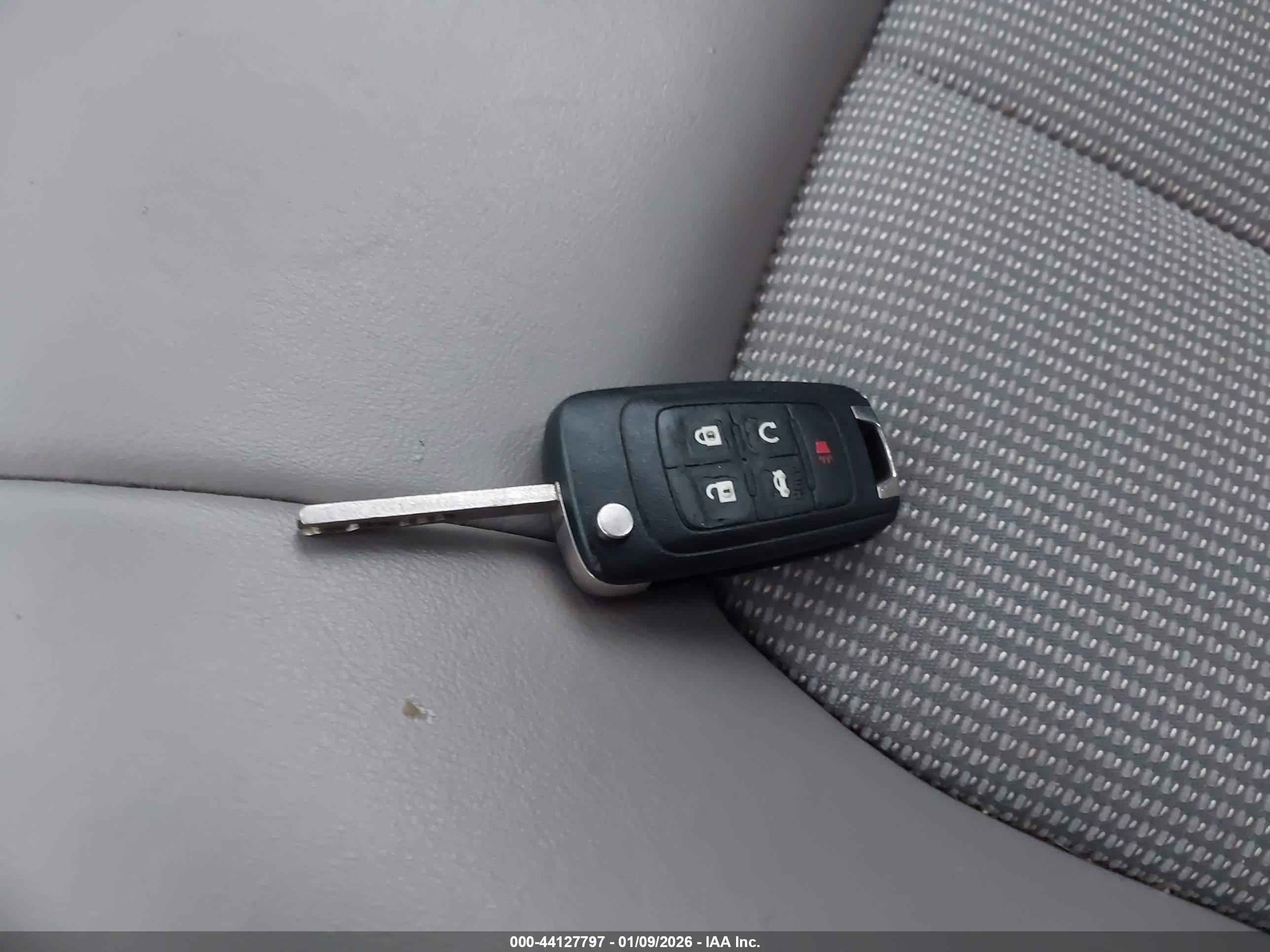 BUICK VERANO image 11
