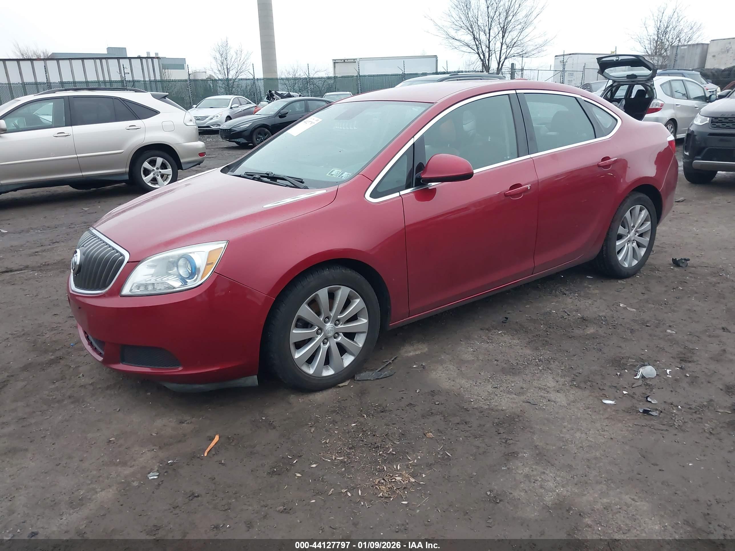 BUICK VERANO image 2