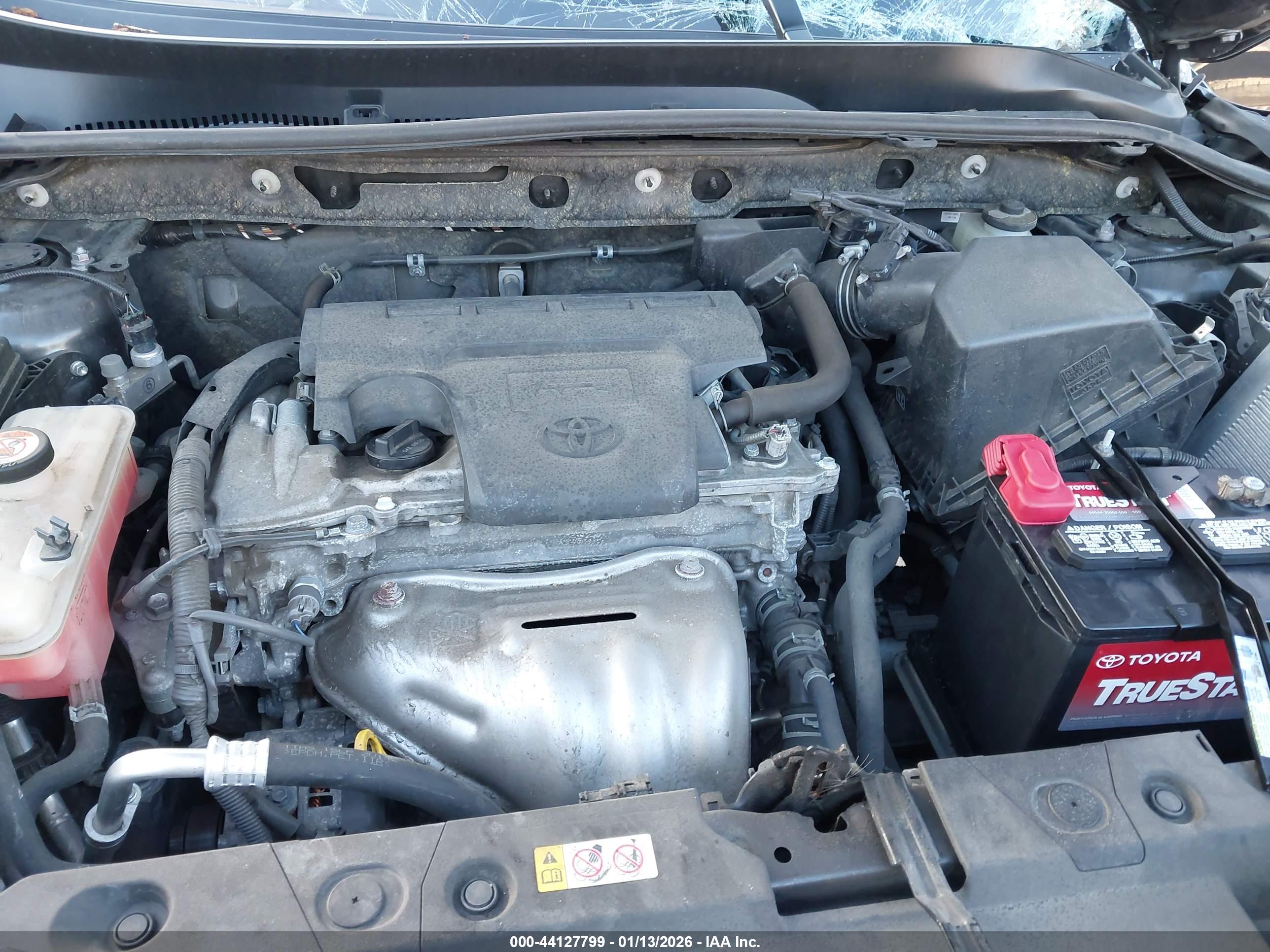 TOYOTA RAV4 image 10