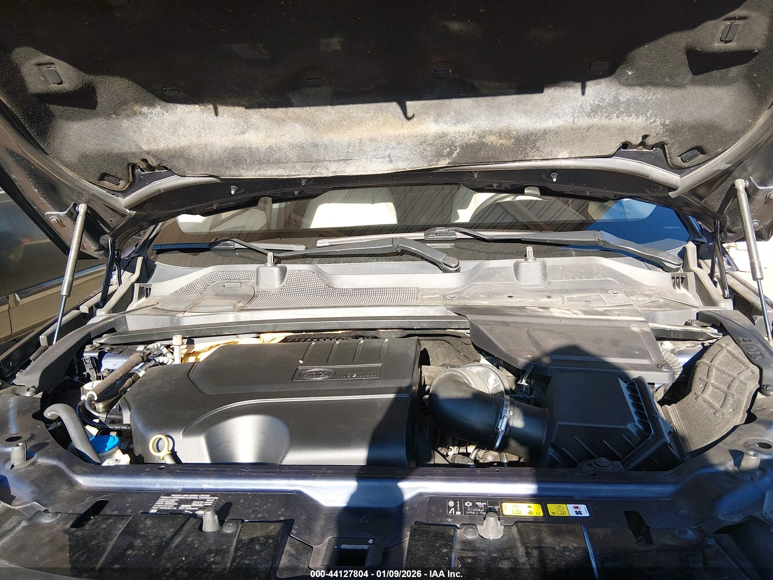 LAND ROVER image 10