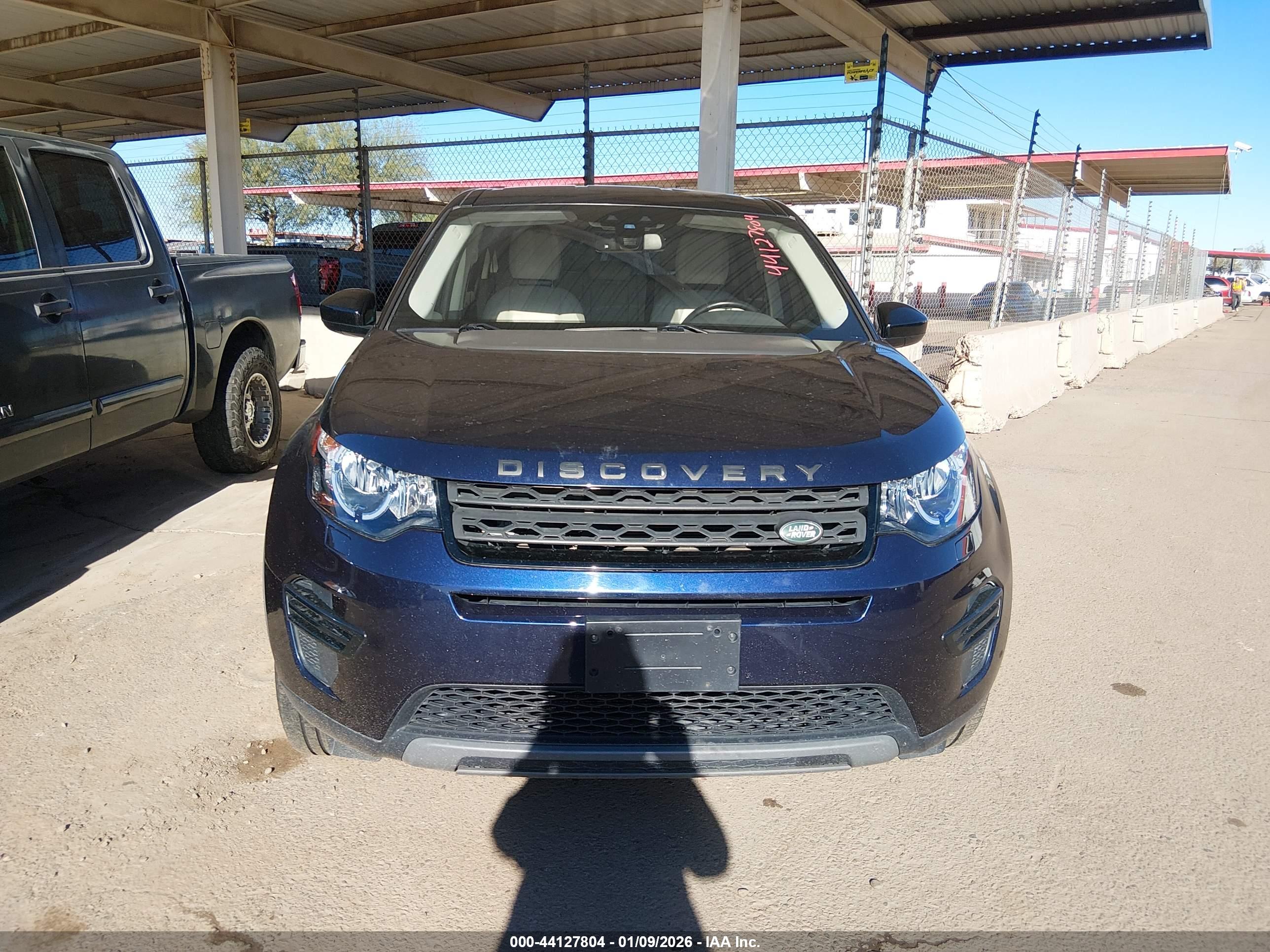 LAND ROVER image 6