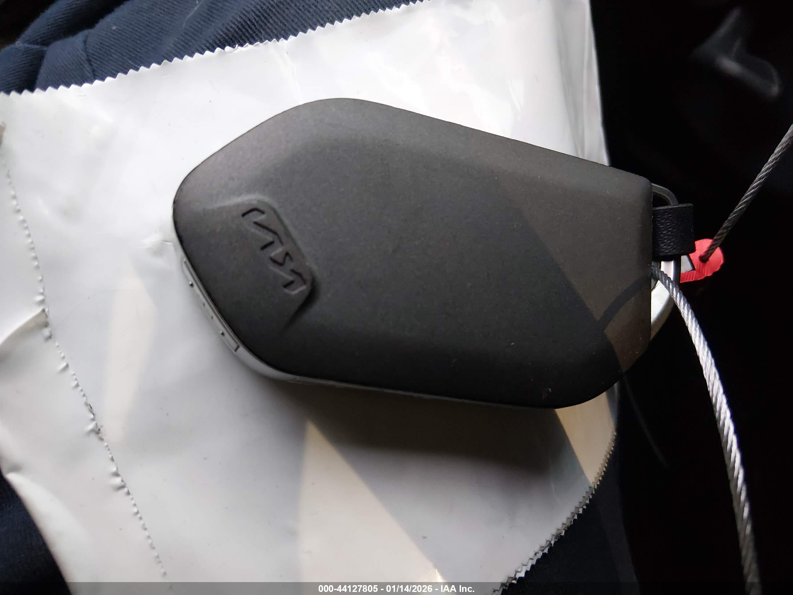KIA K4 image 11