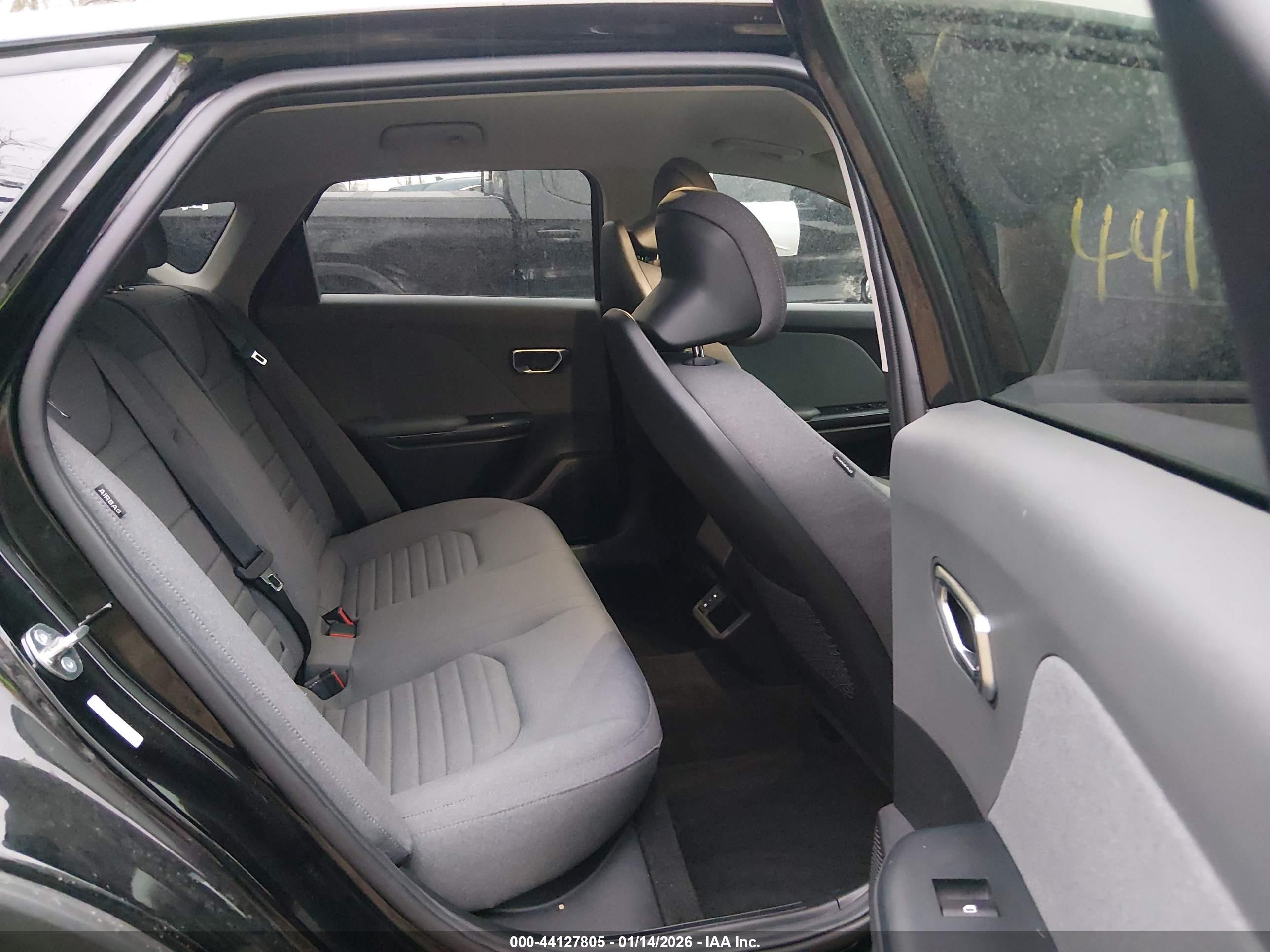 KIA K4 image 8