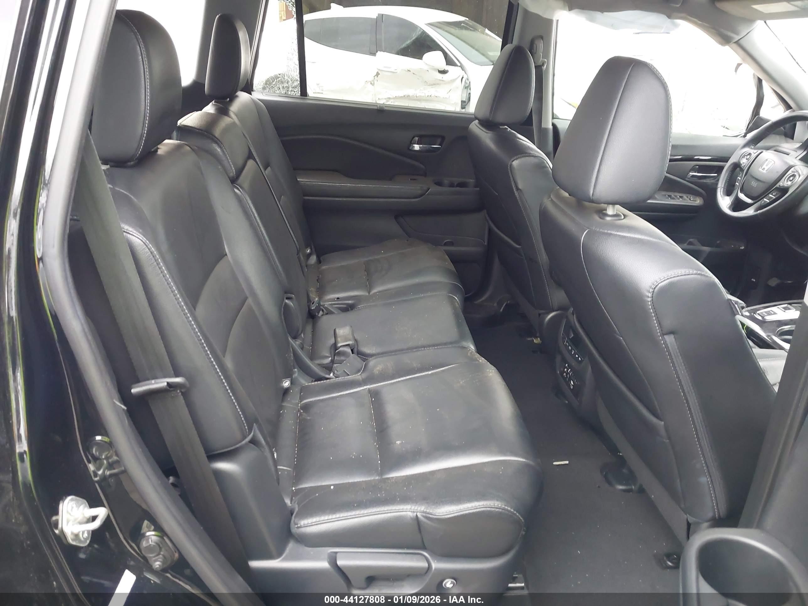 HONDA PILOT image 8