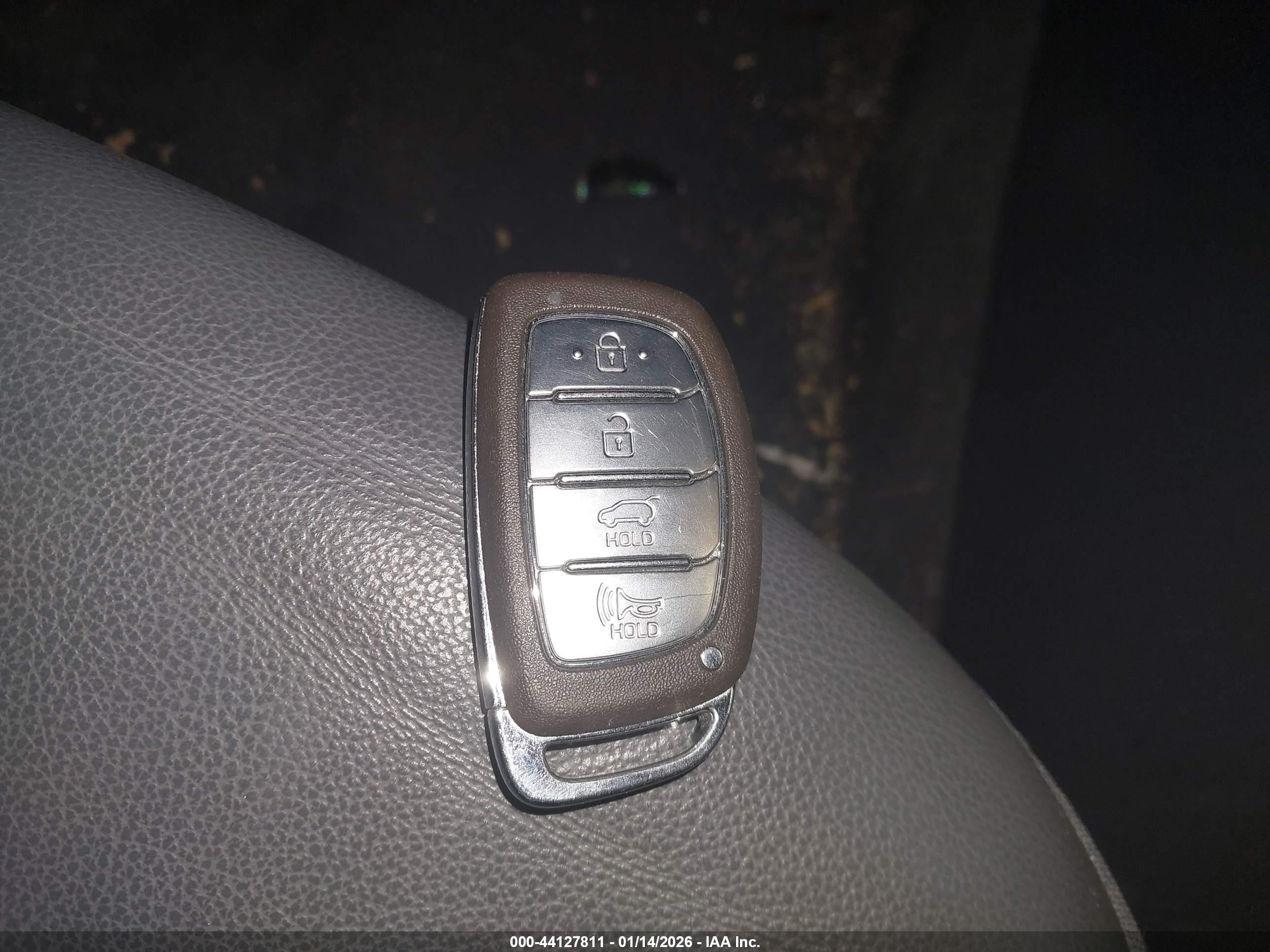 HYUNDAI IONIQ image 11