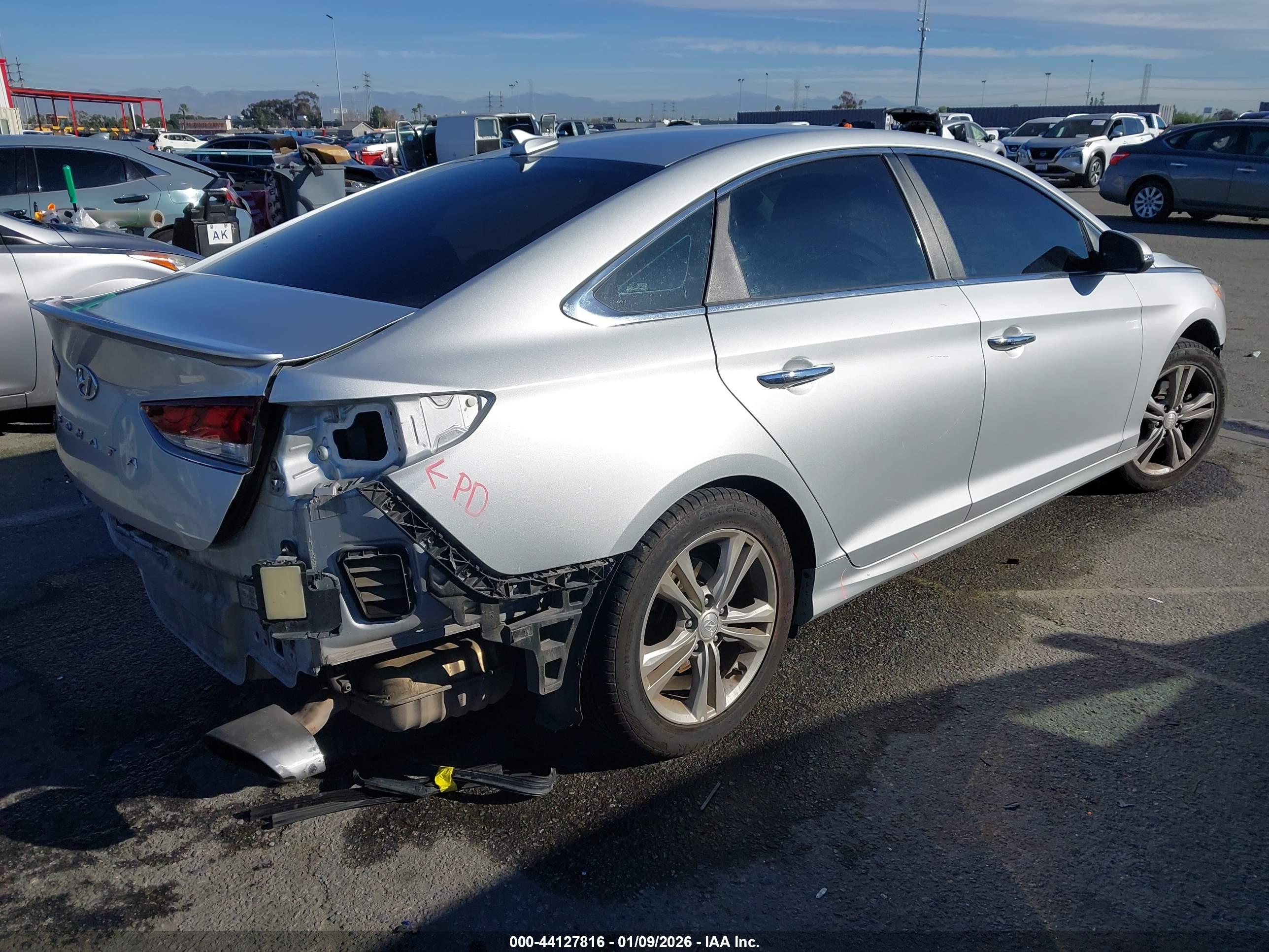 HYUNDAI SONATA image 4