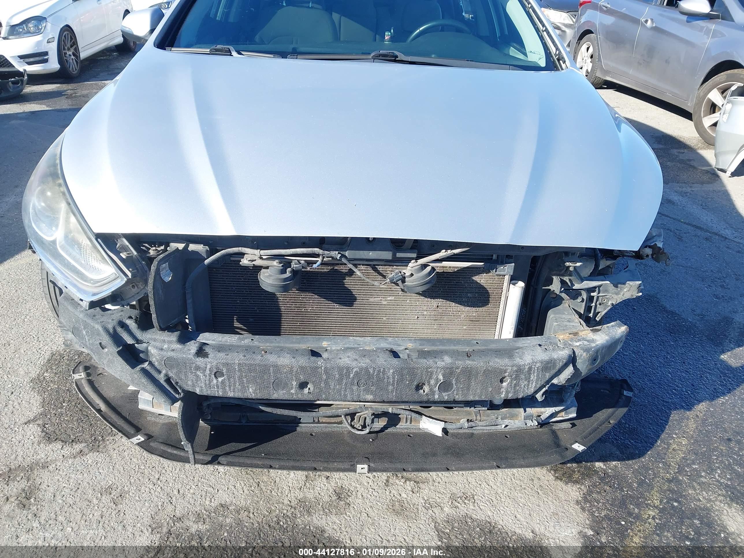 HYUNDAI SONATA image 6