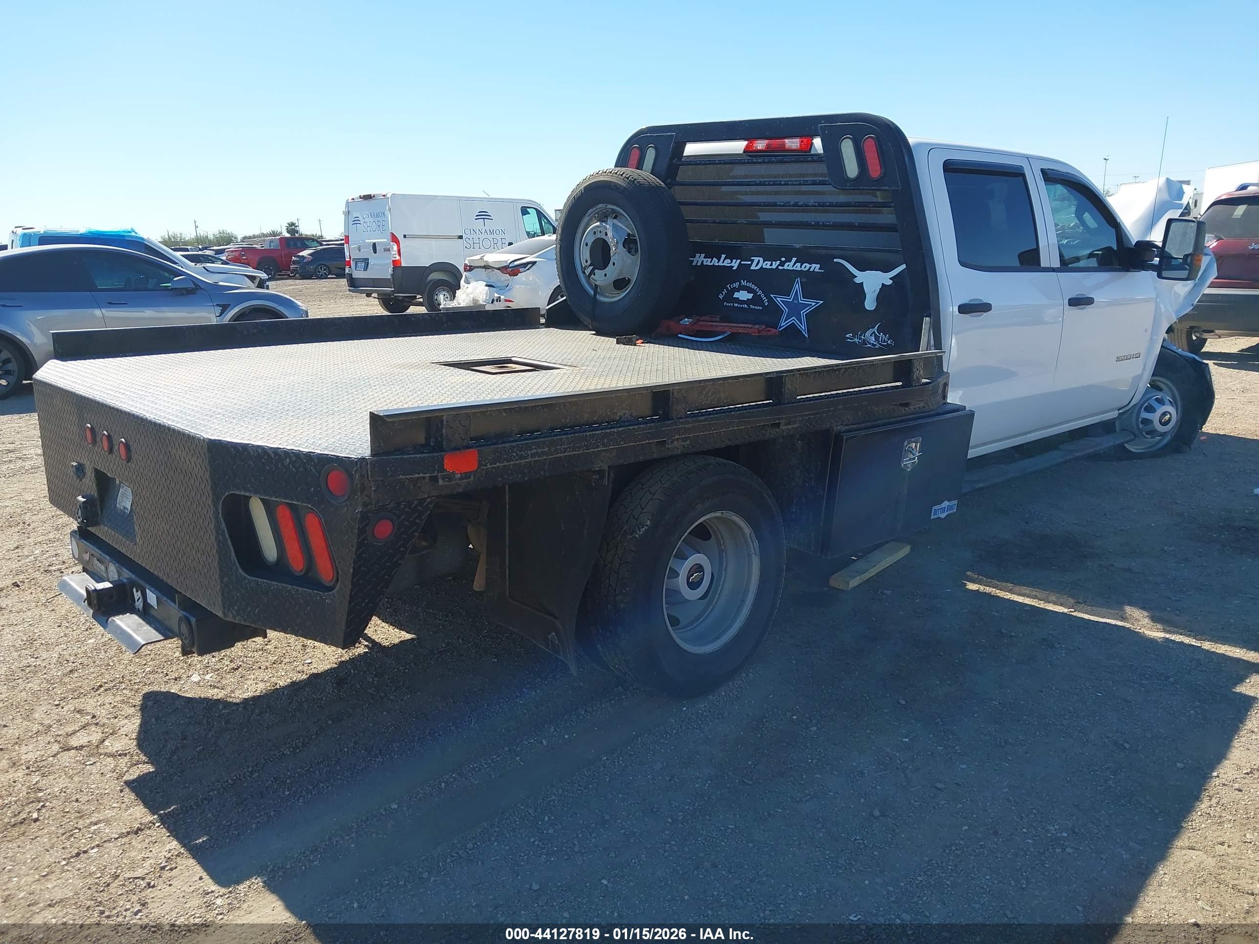 CHEVROLET SILVERADO image 4