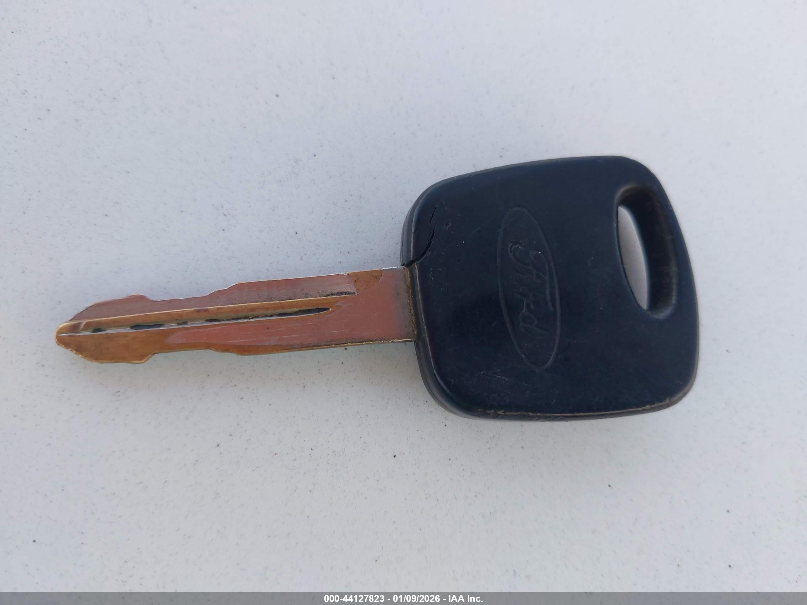 FORD EXCURSION image 11