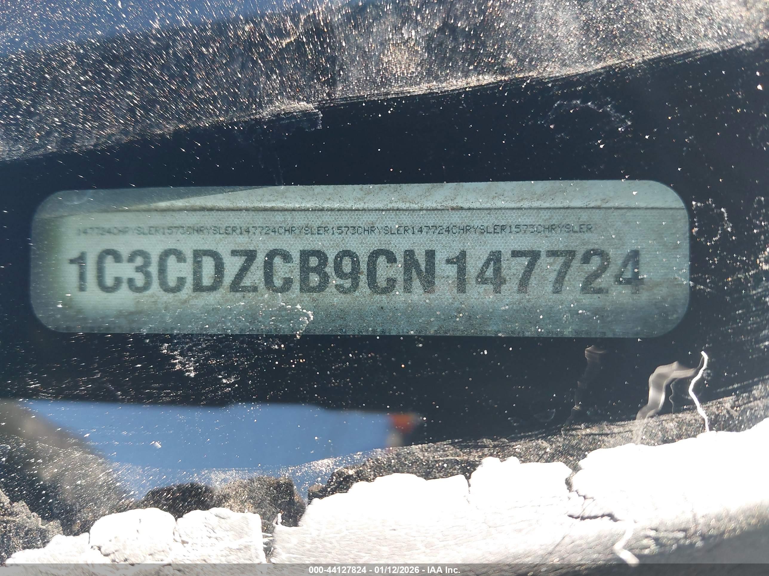 DODGE AVENGER image 9