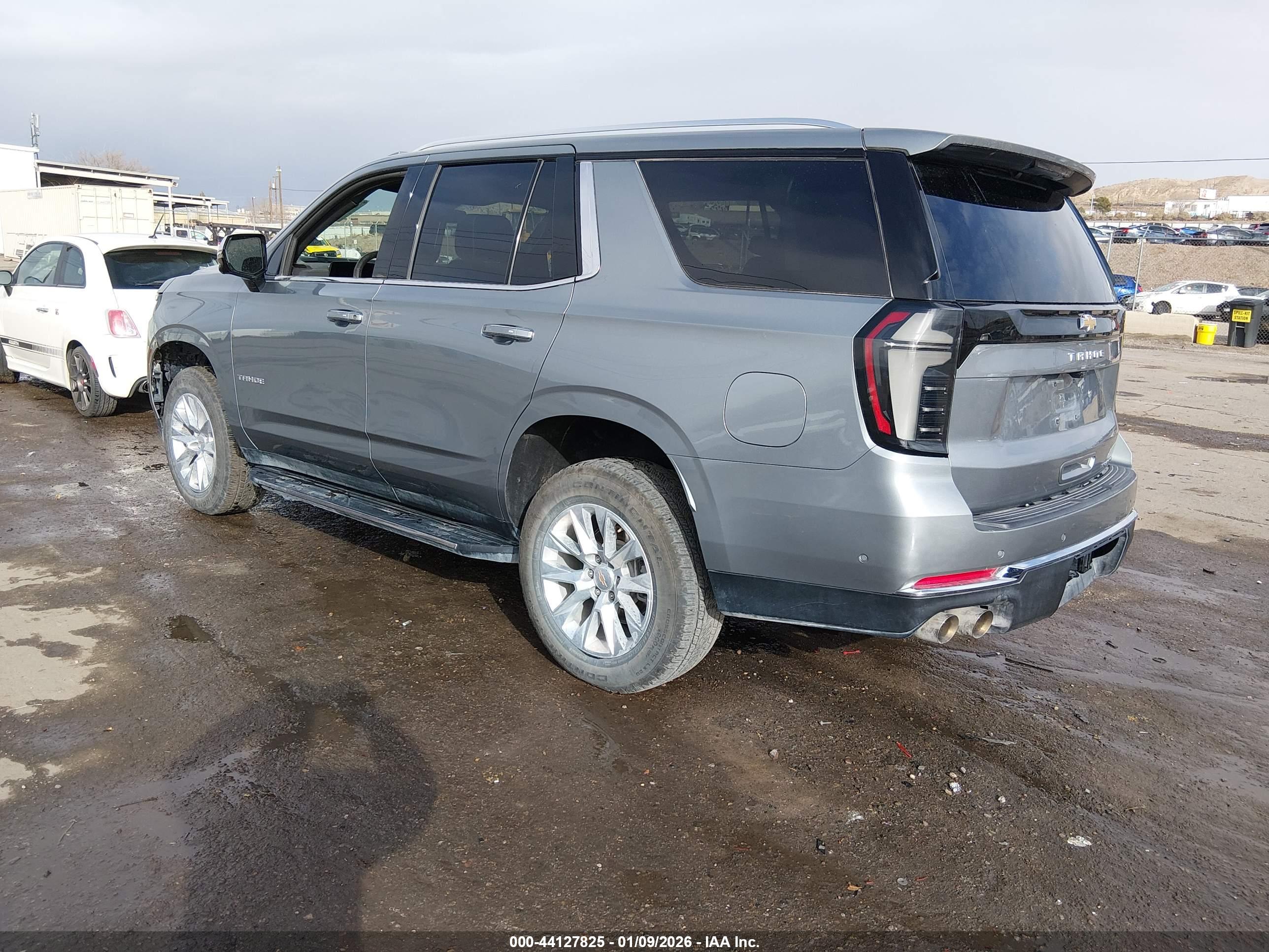 CHEVROLET TAHOE image 3