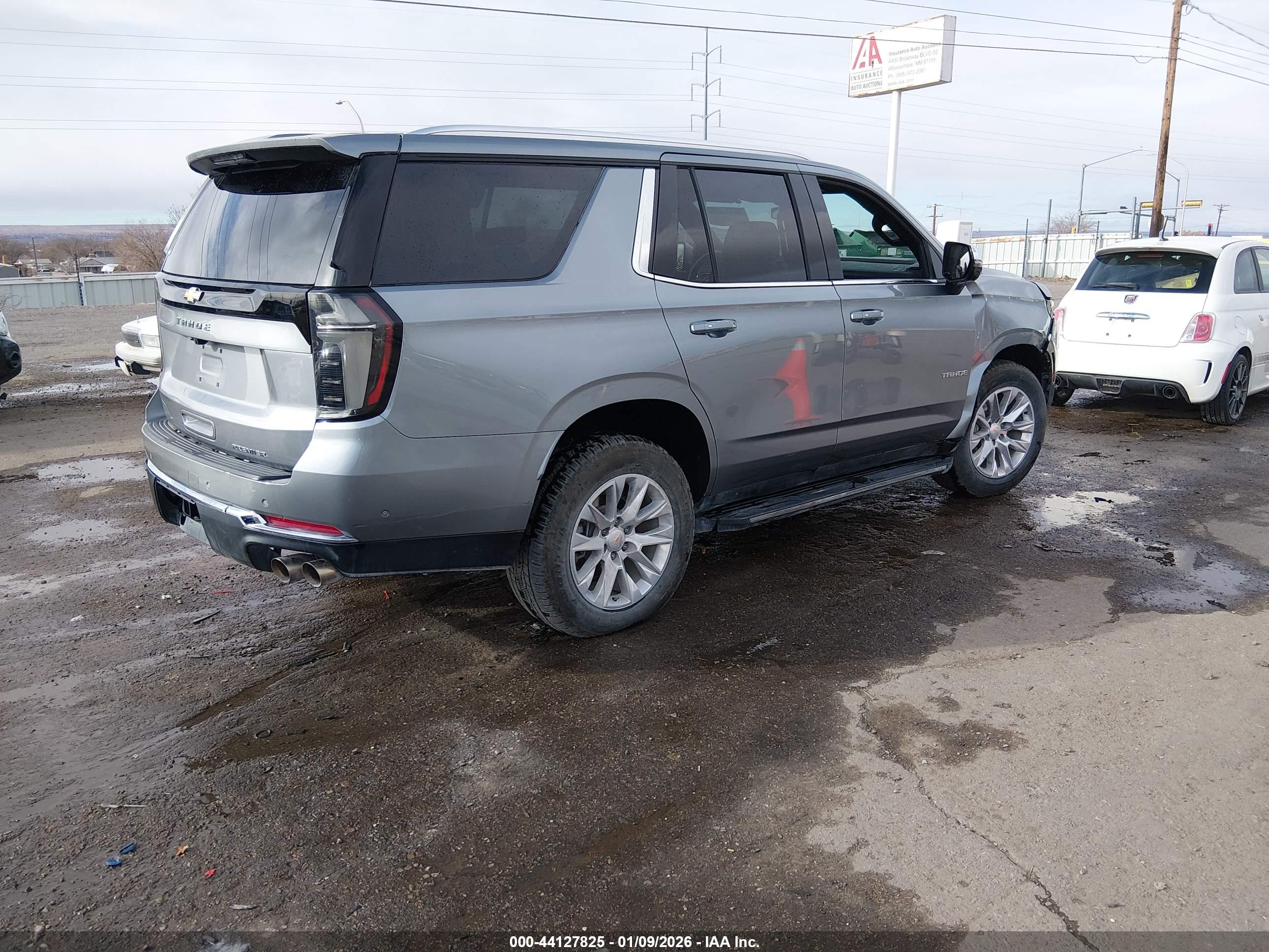 CHEVROLET TAHOE image 4
