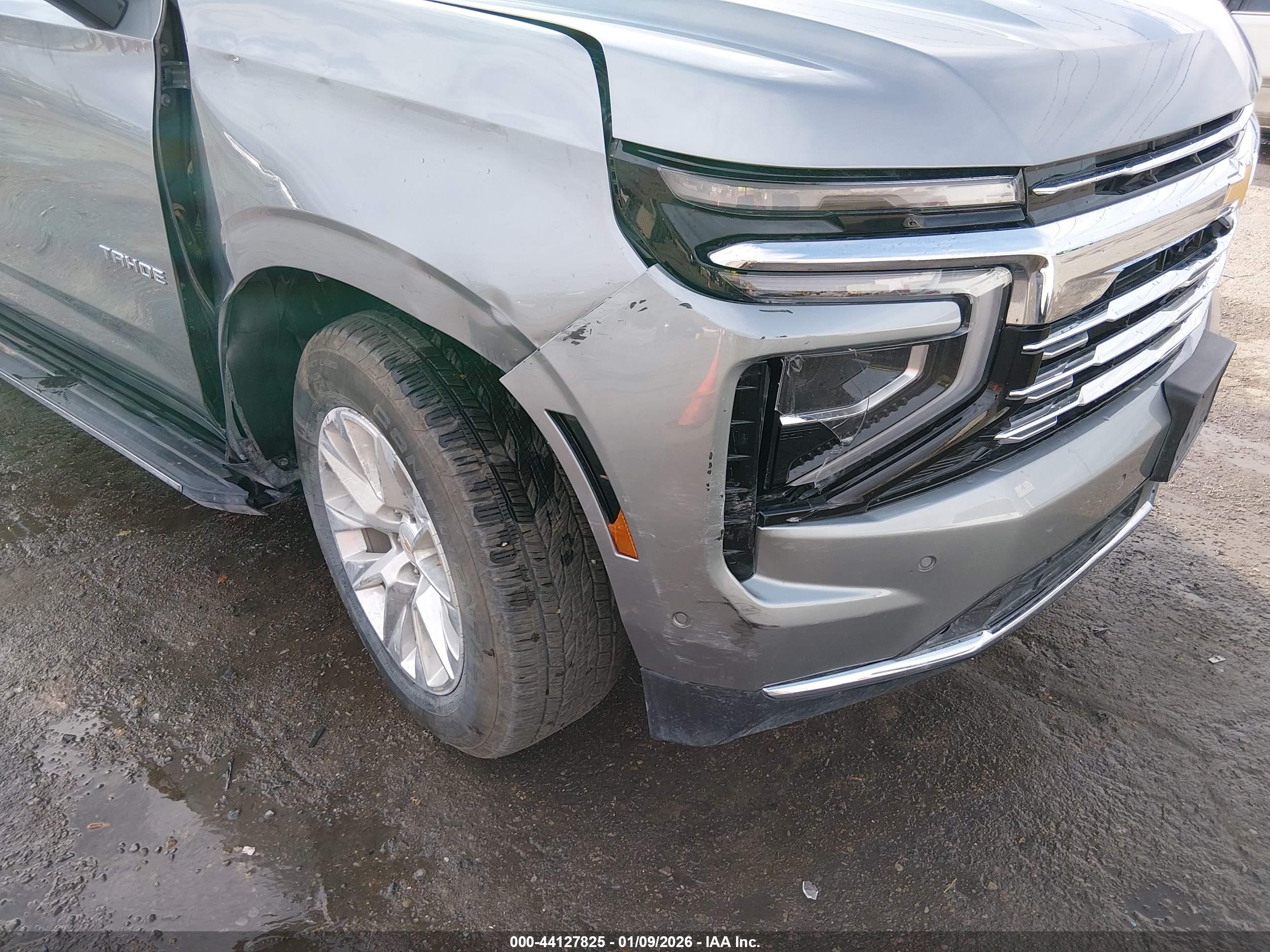 CHEVROLET TAHOE image 6