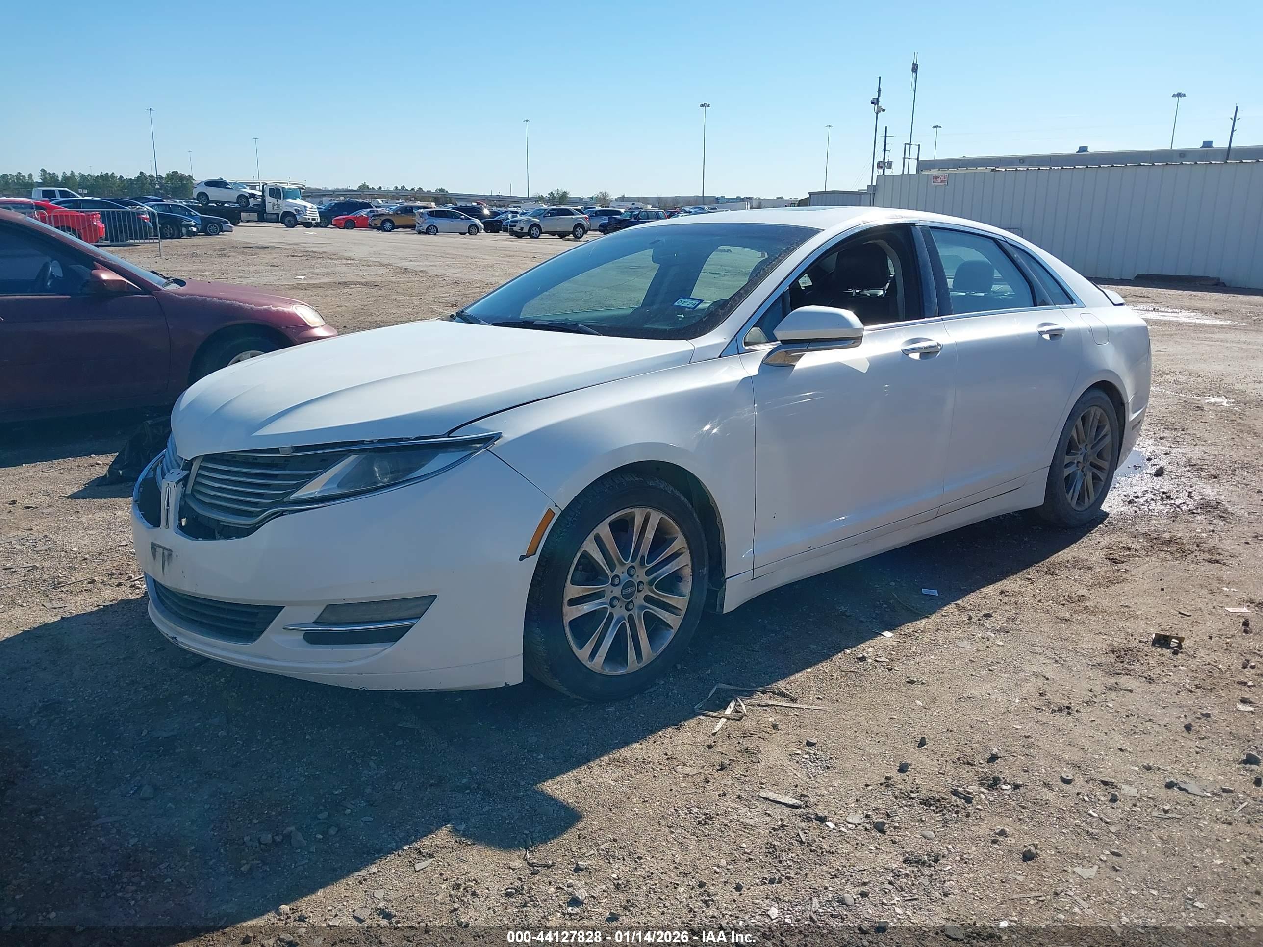 LINCOLN MKZ image 2