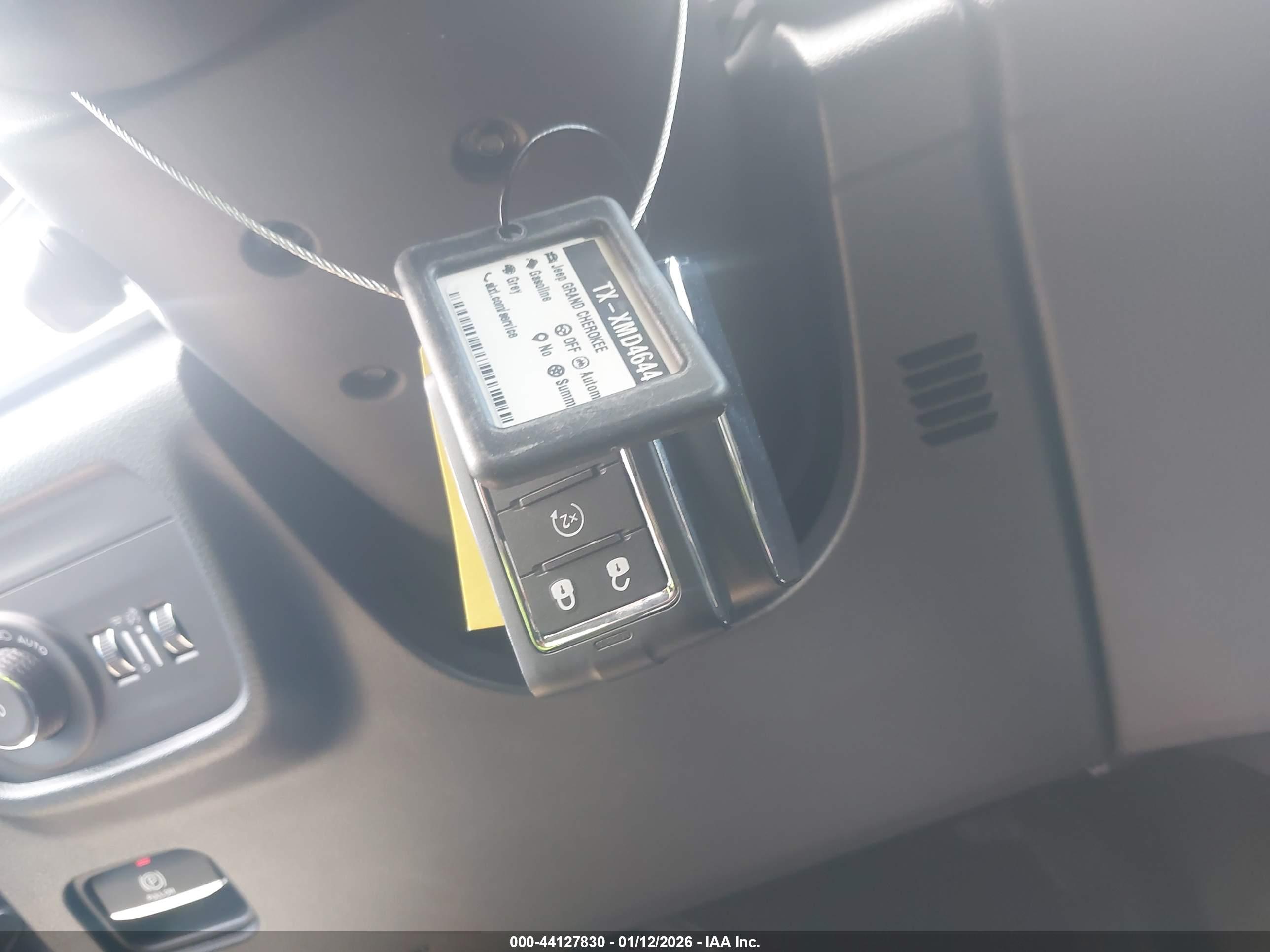 JEEP GRAND image 11