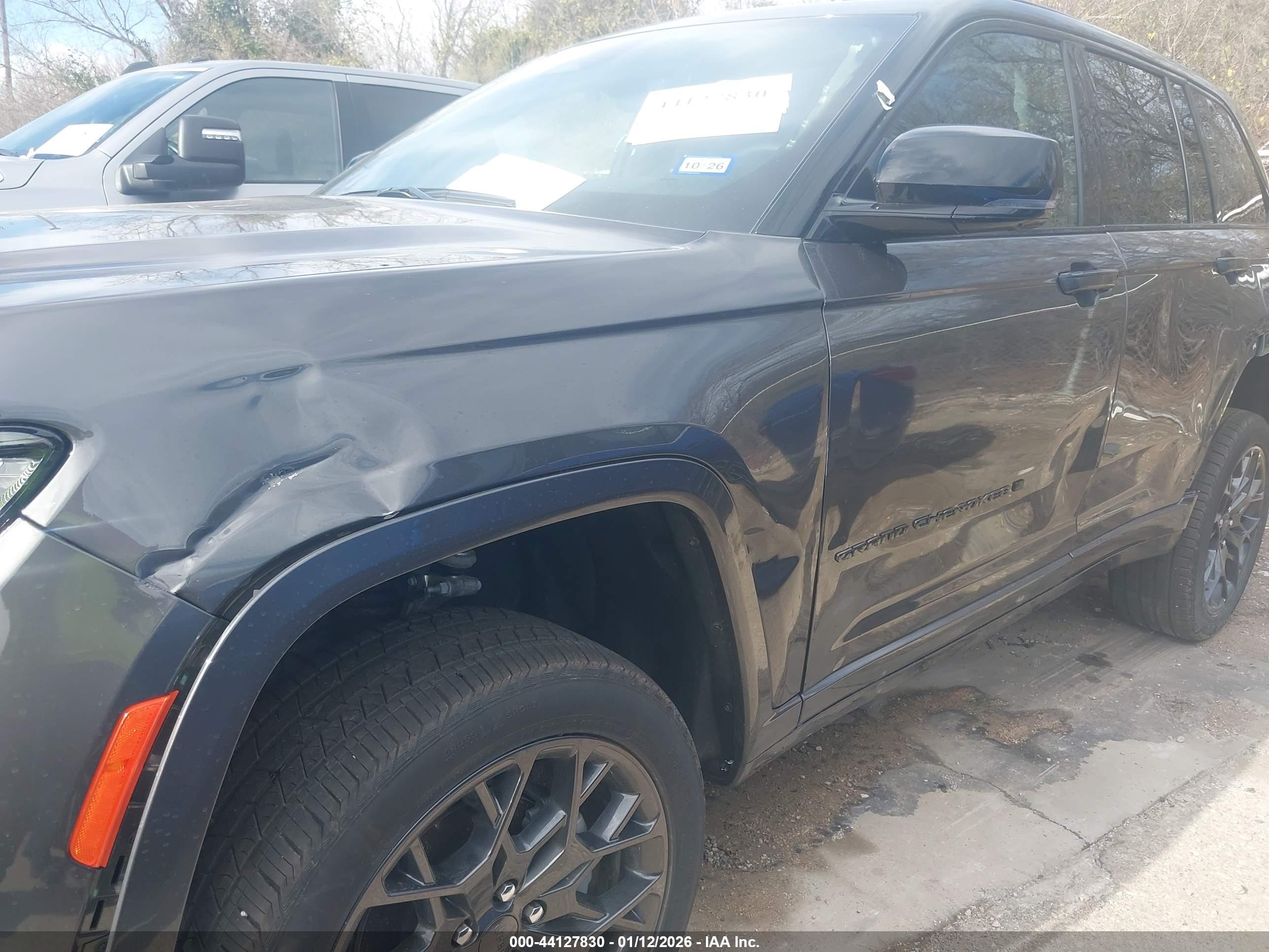 JEEP GRAND image 6
