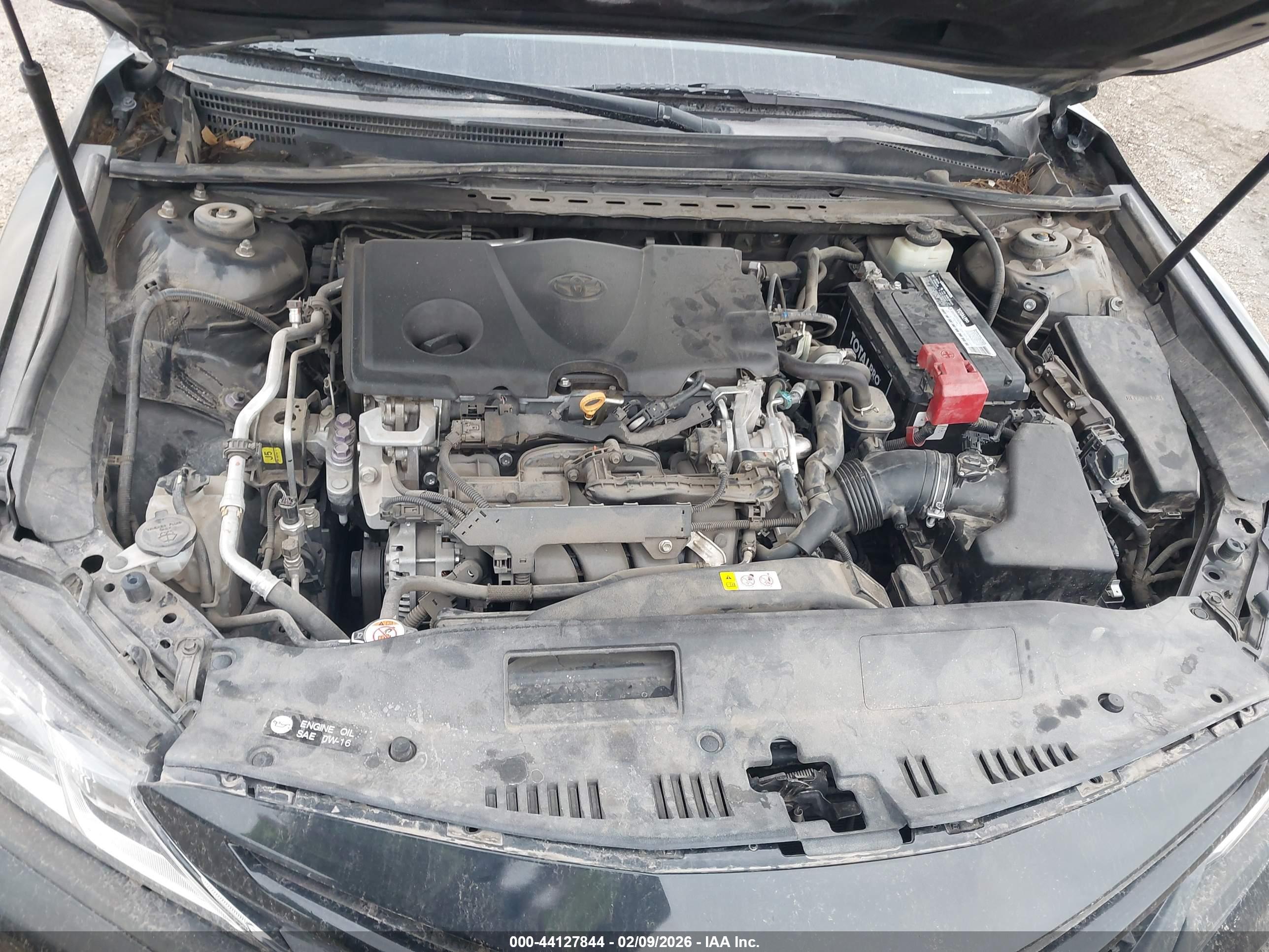 TOYOTA CAMRY image 10