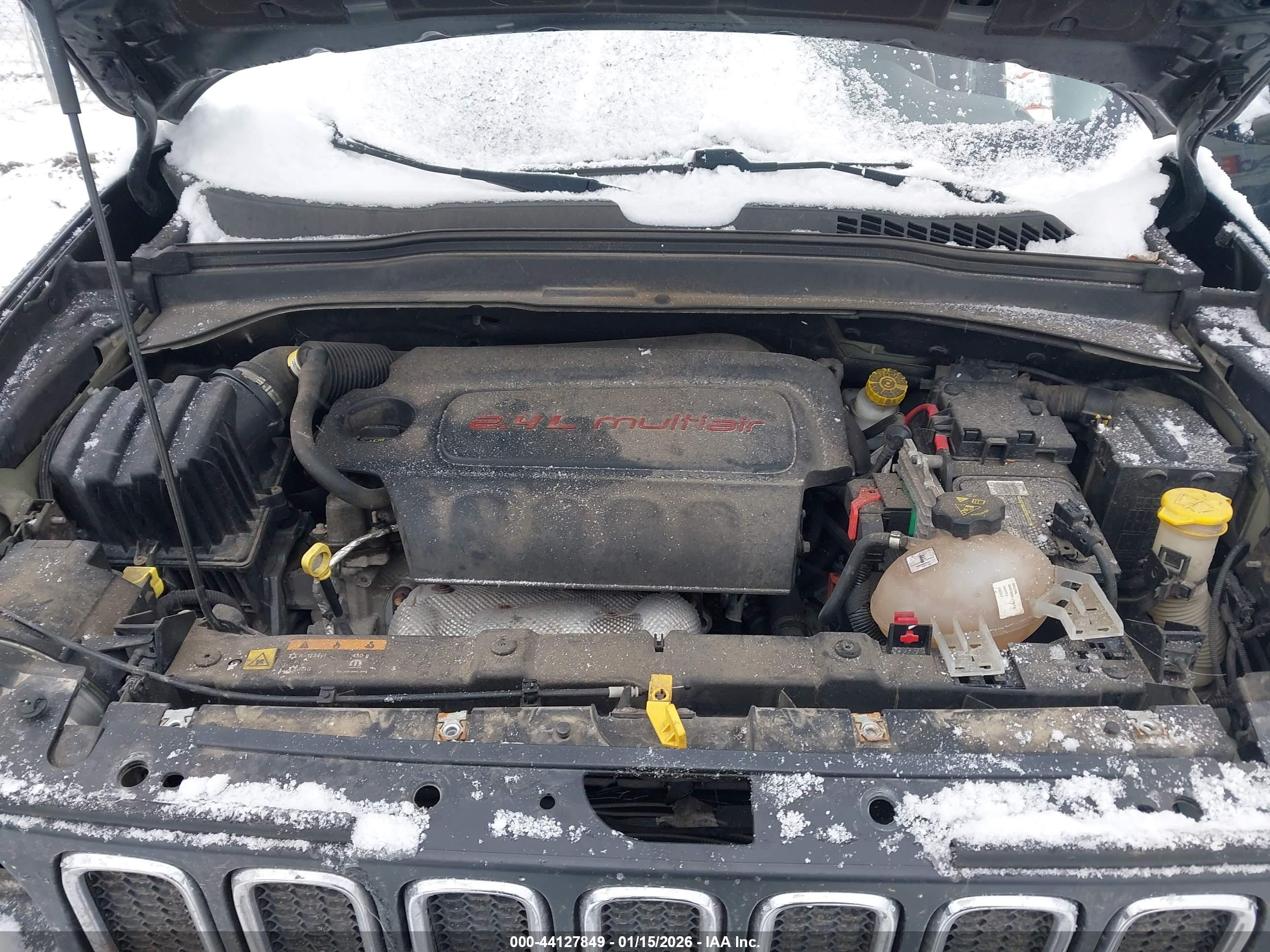 JEEP RENEGADE image 10