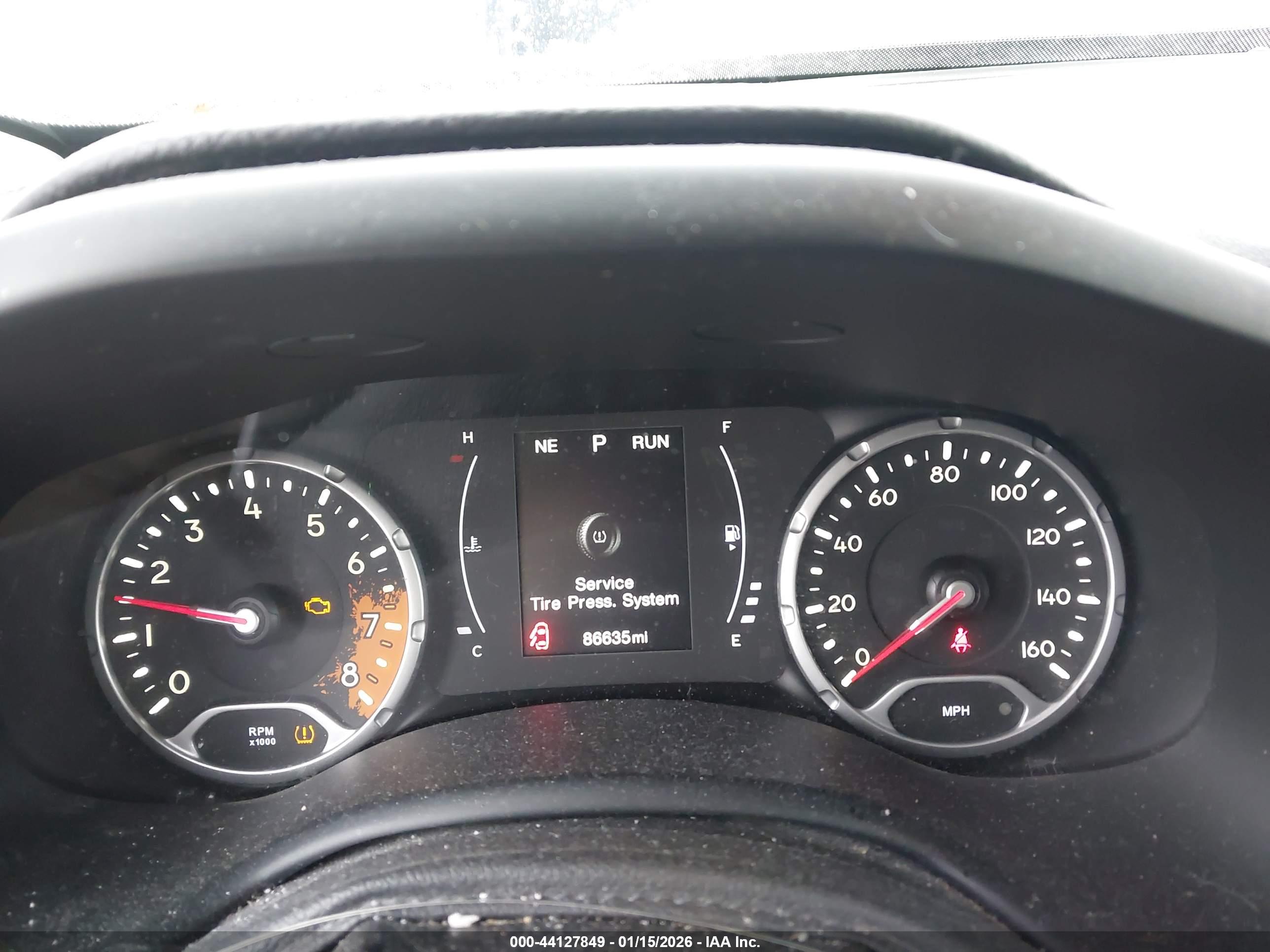 JEEP RENEGADE image 7