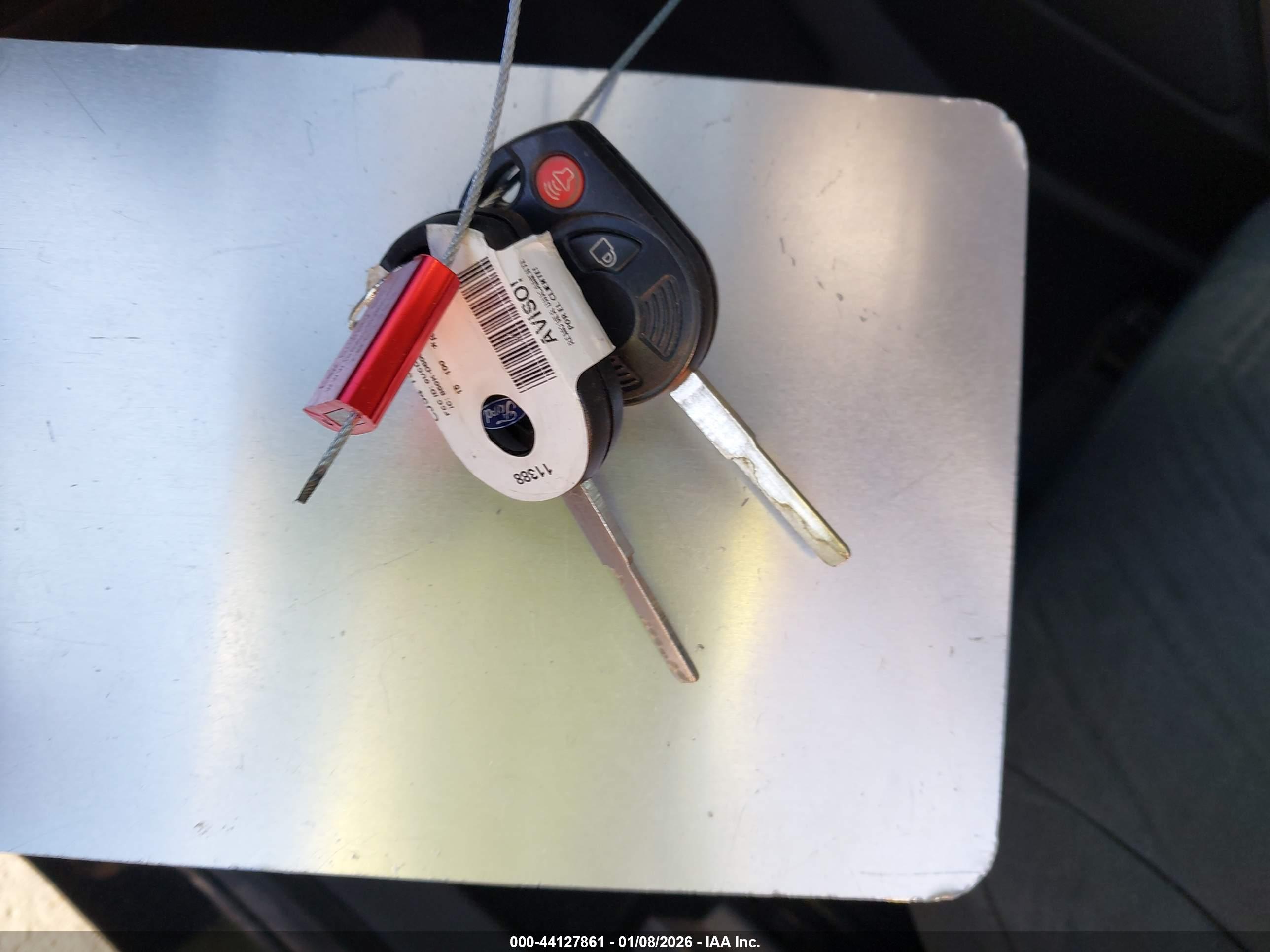 FORD ESCAPE image 11