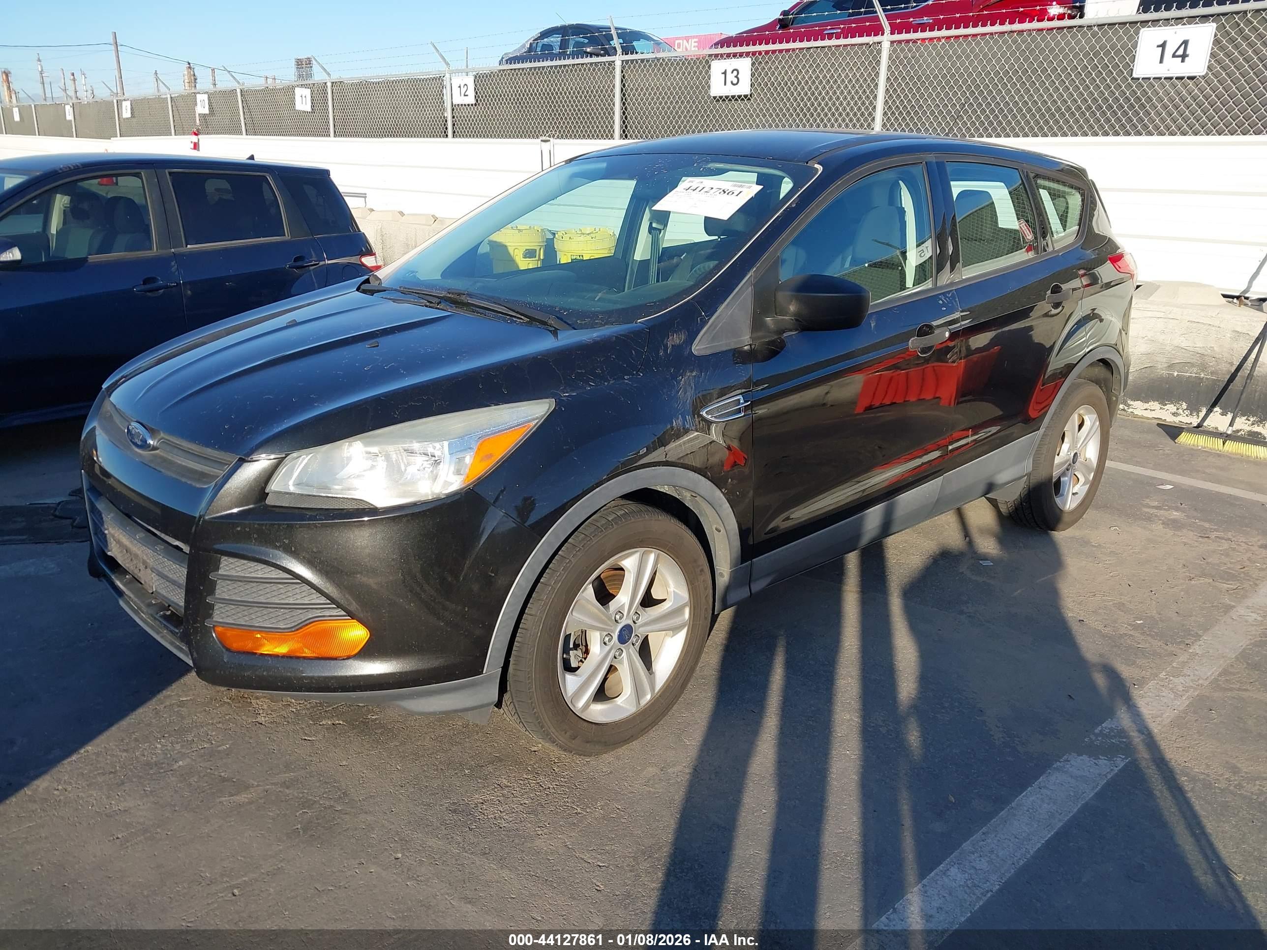 FORD ESCAPE image 2