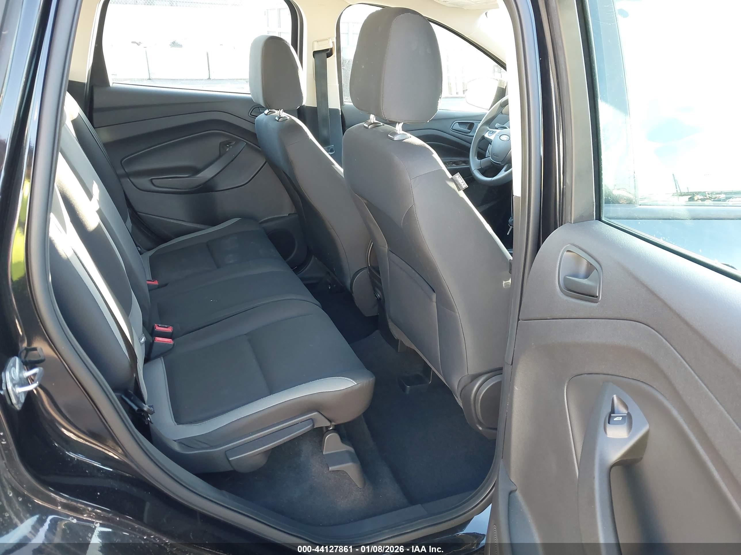 FORD ESCAPE image 8