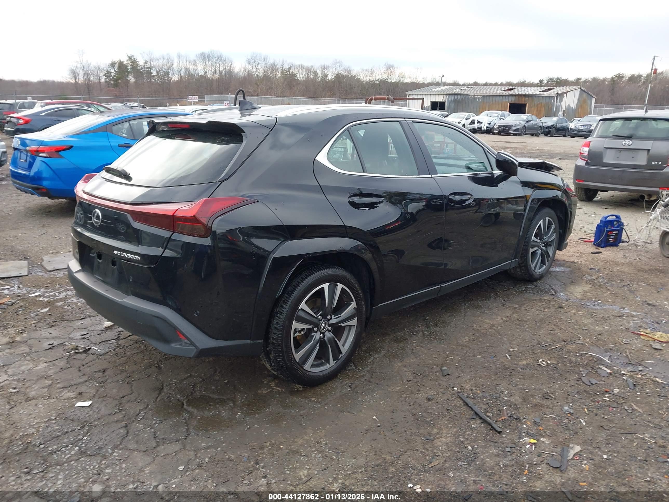 LEXUS UX image 4