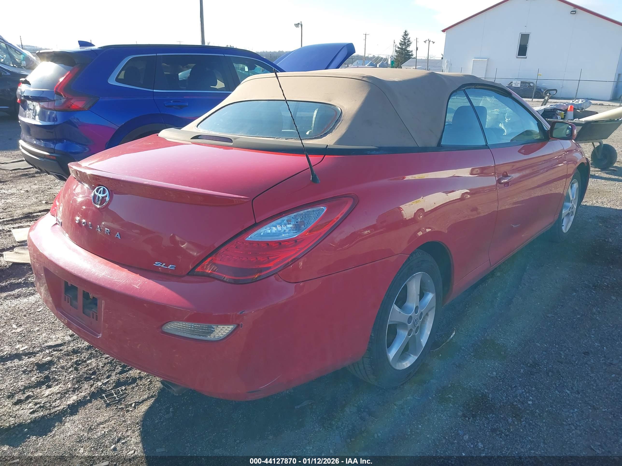 TOYOTA CAMRY image 4