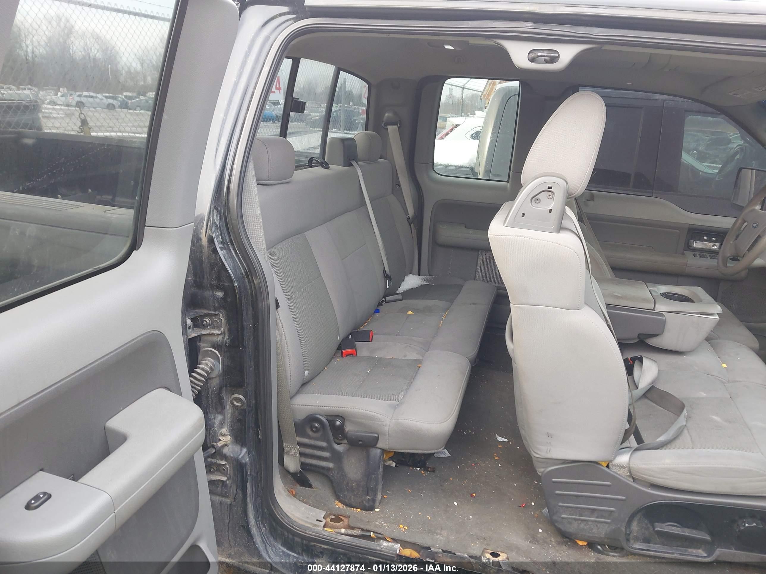 FORD F-150 image 8