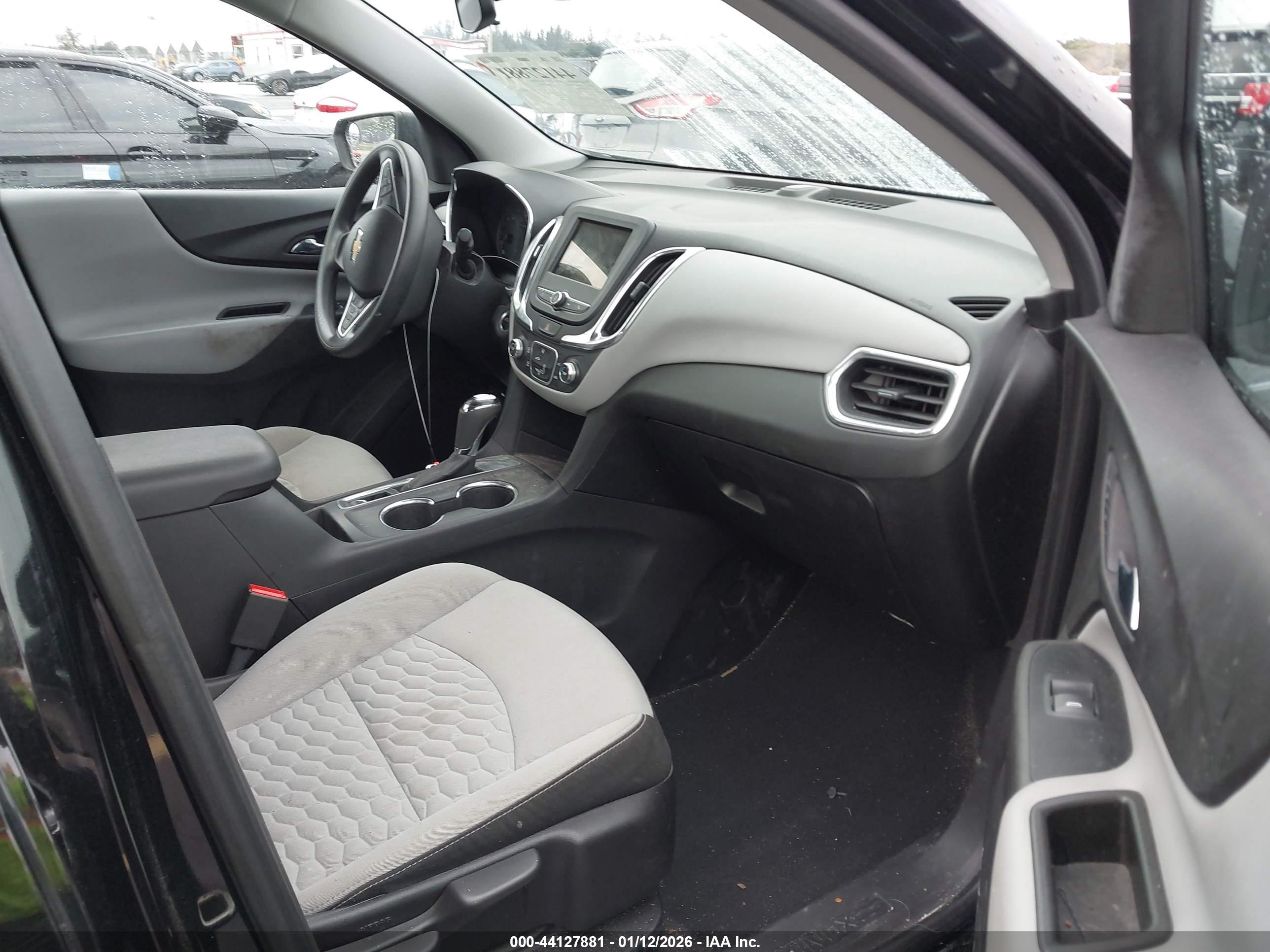 CHEVROLET EQUINOX image 5