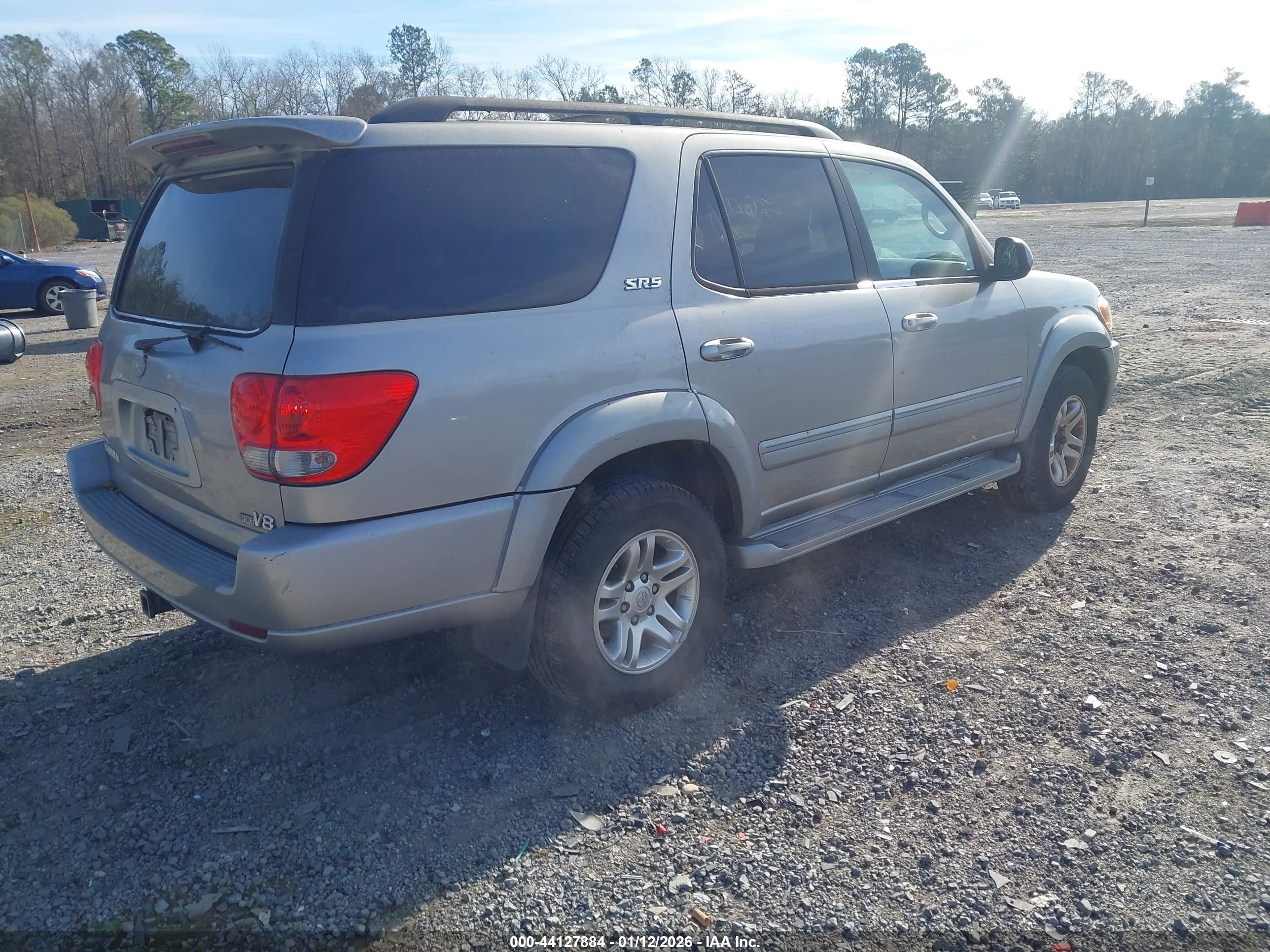 TOYOTA SEQUOIA image 4