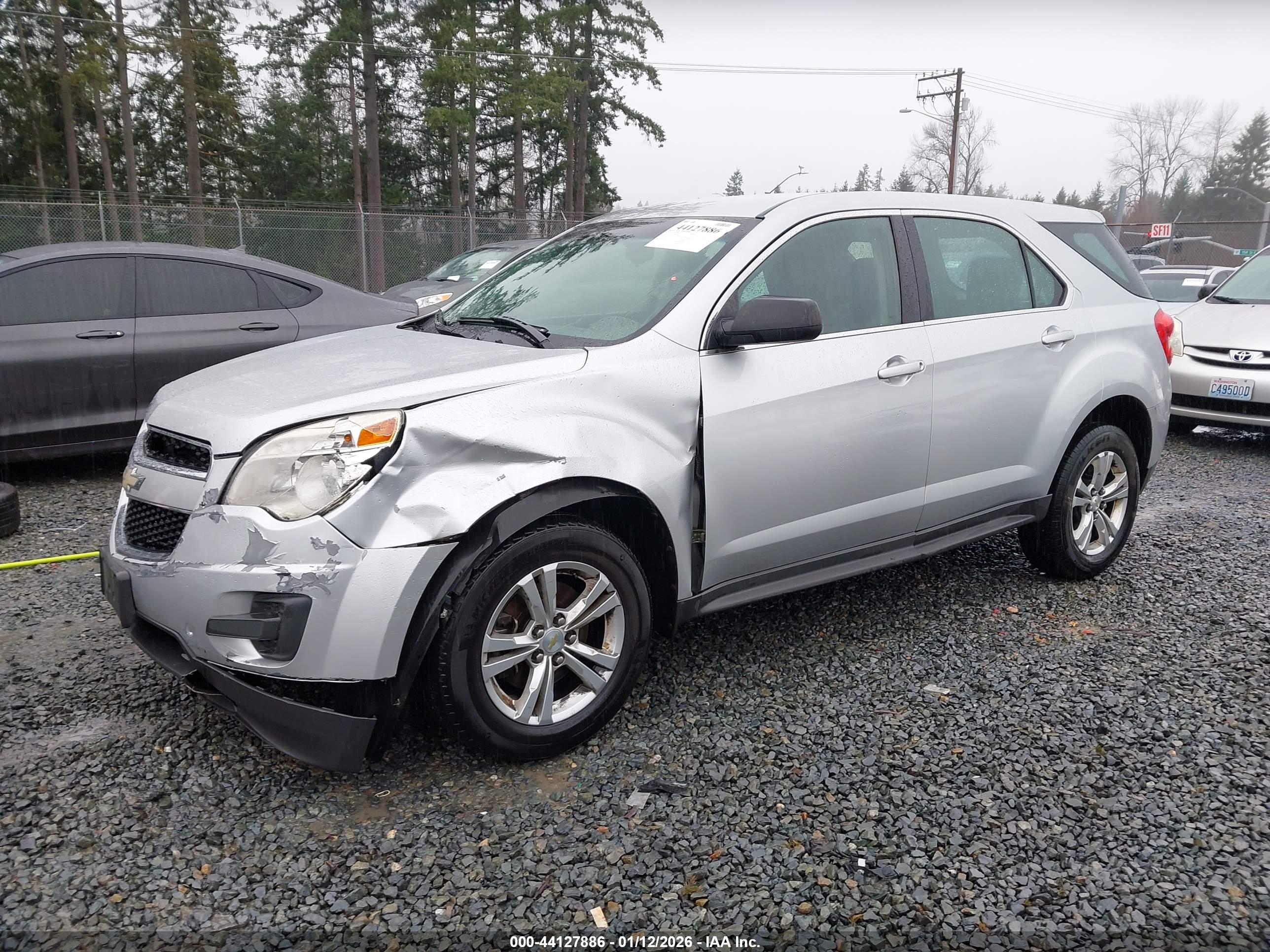 CHEVROLET EQUINOX image 2