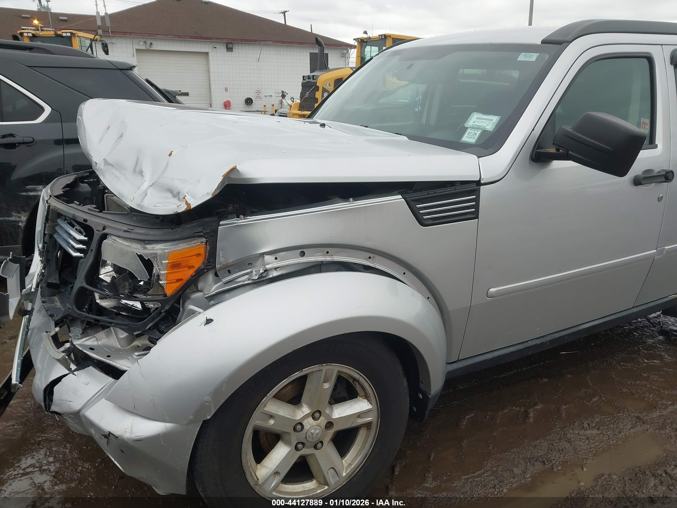 DODGE NITRO image 6