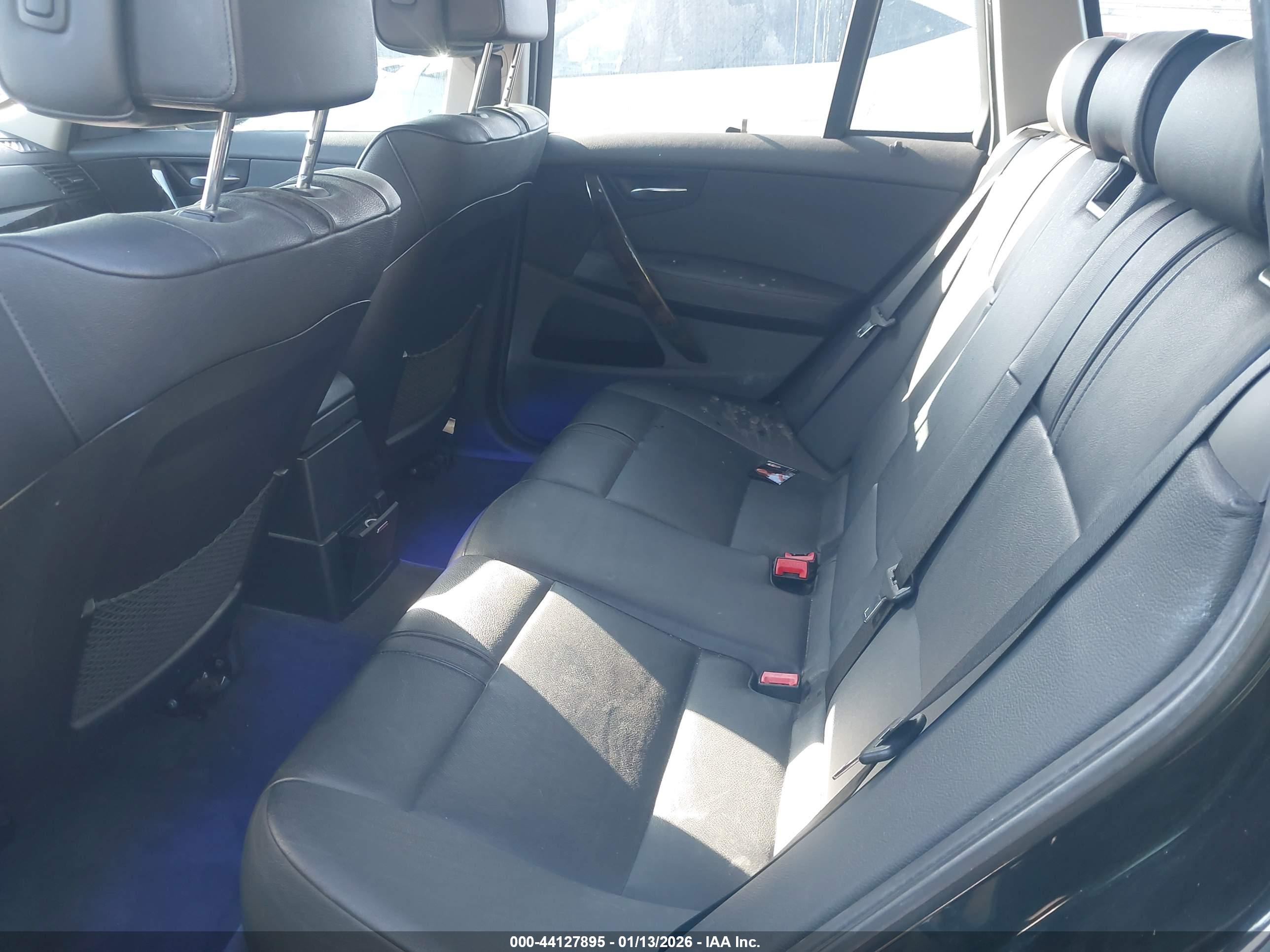 BMW X3 image 8