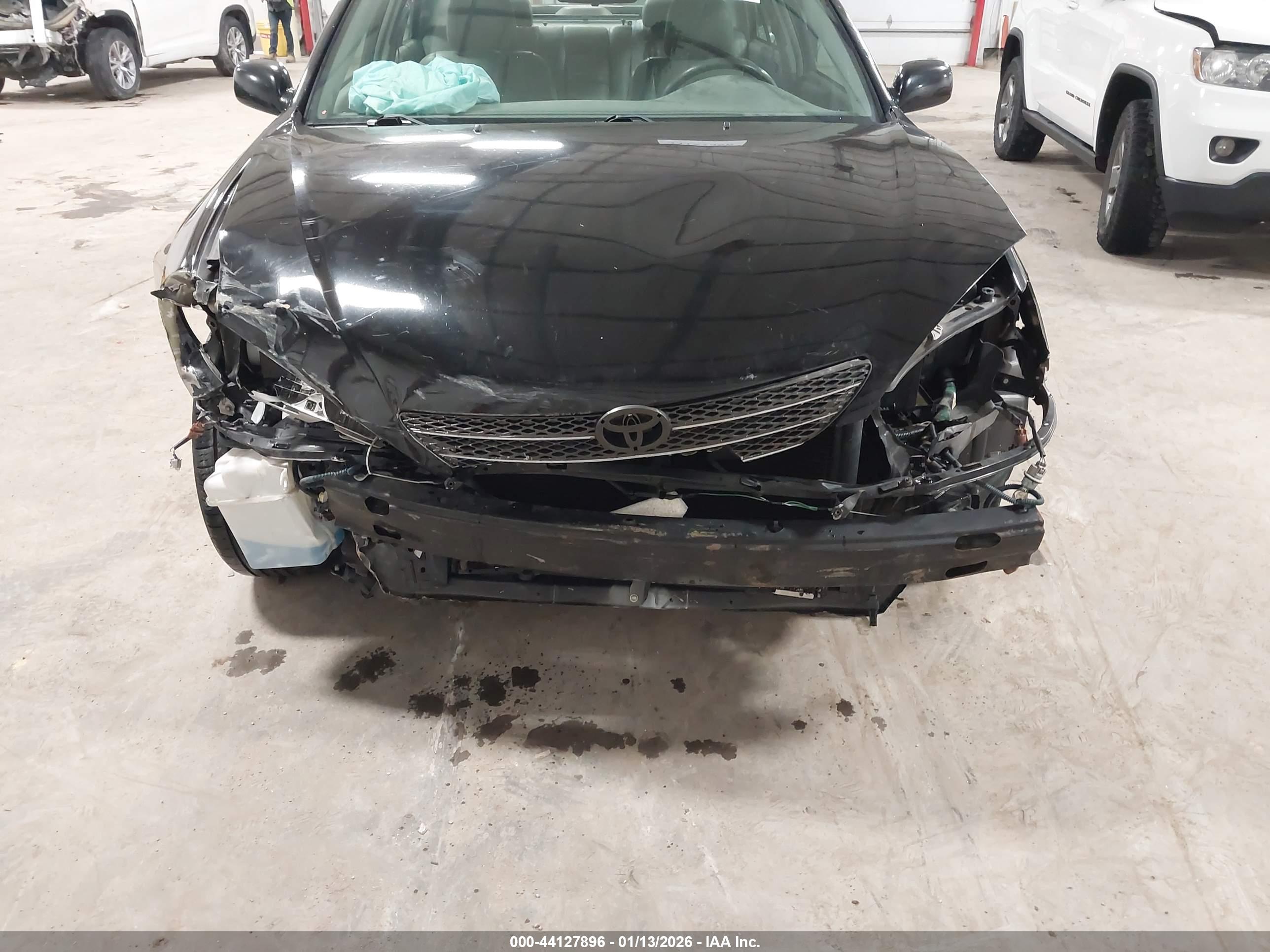 TOYOTA CAMRY image 6