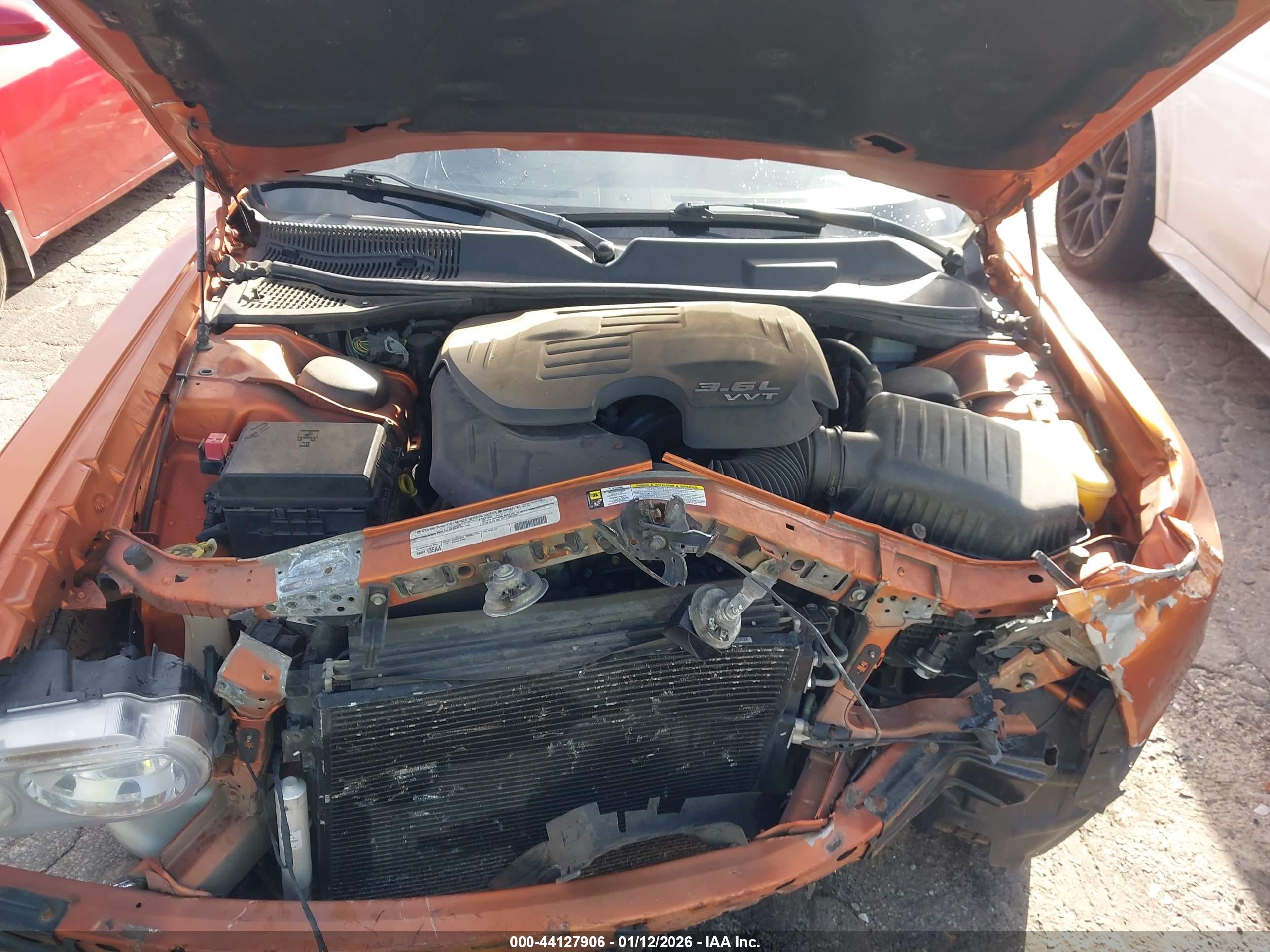 DODGE CHALLENGER image 10