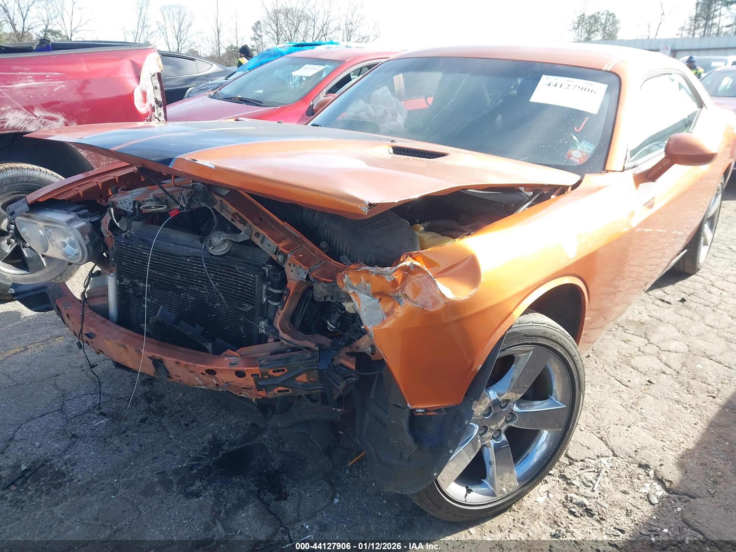 DODGE CHALLENGER image 6
