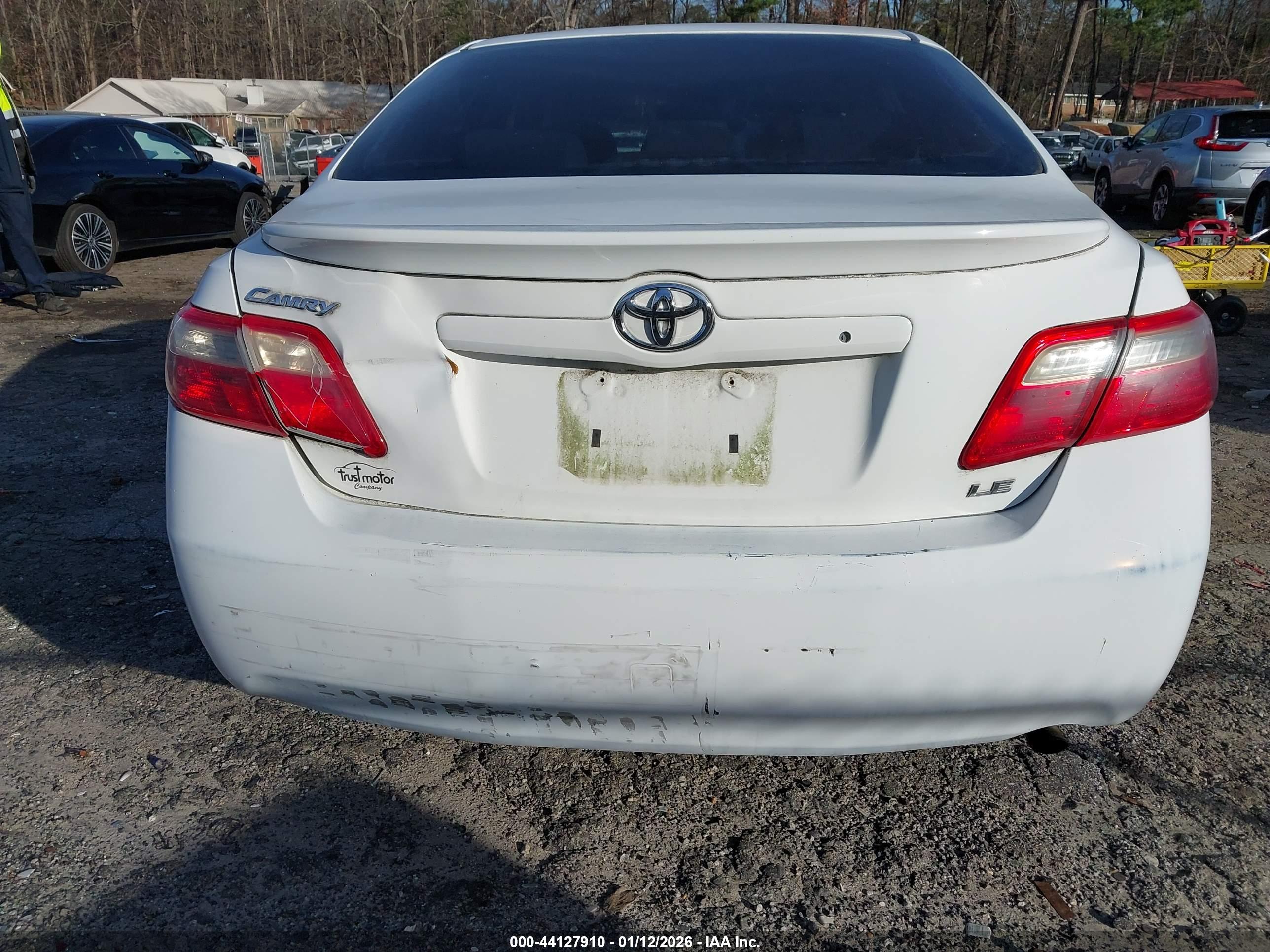 TOYOTA CAMRY image 6